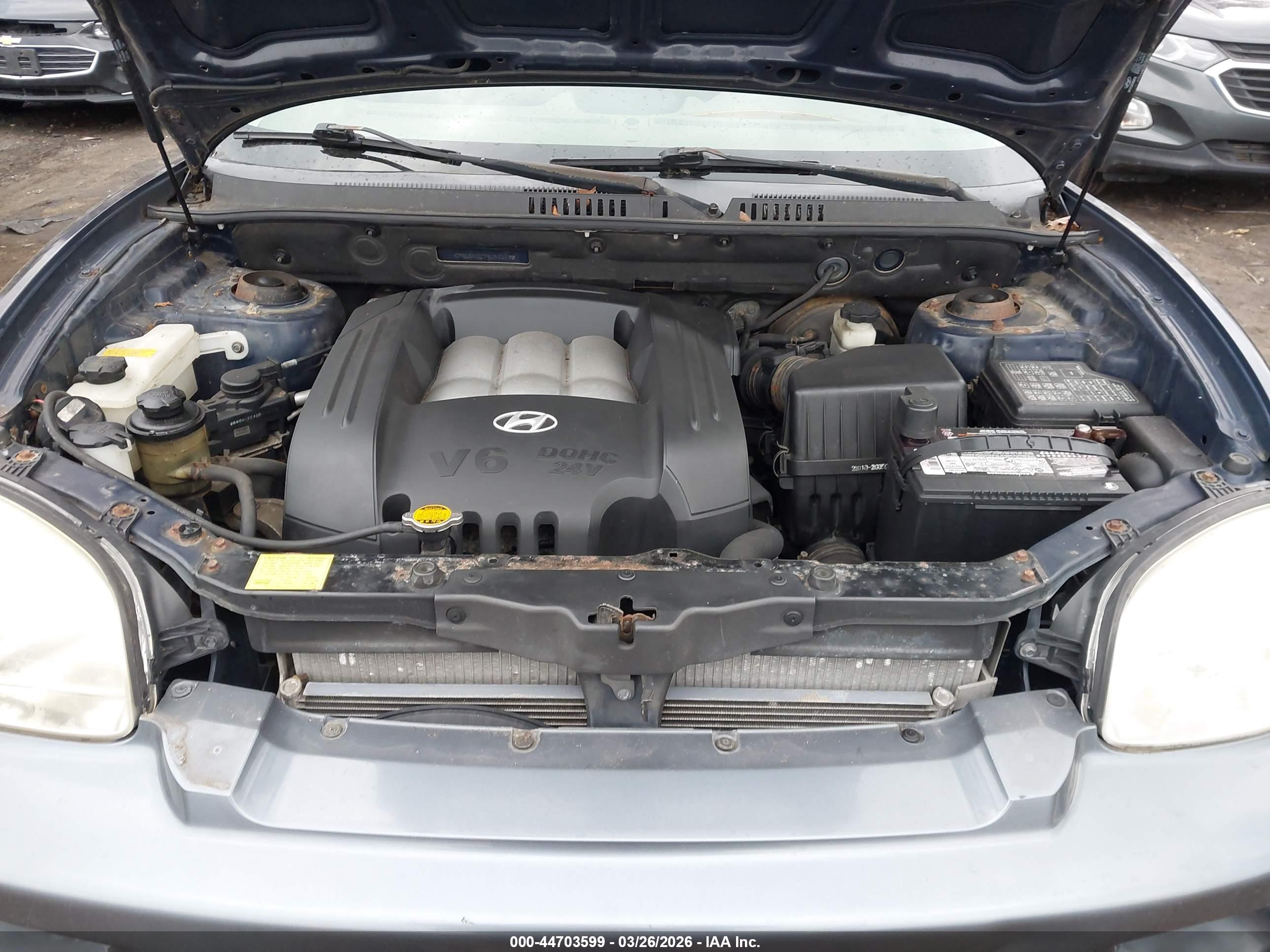 HYUNDAI SANTA image 10