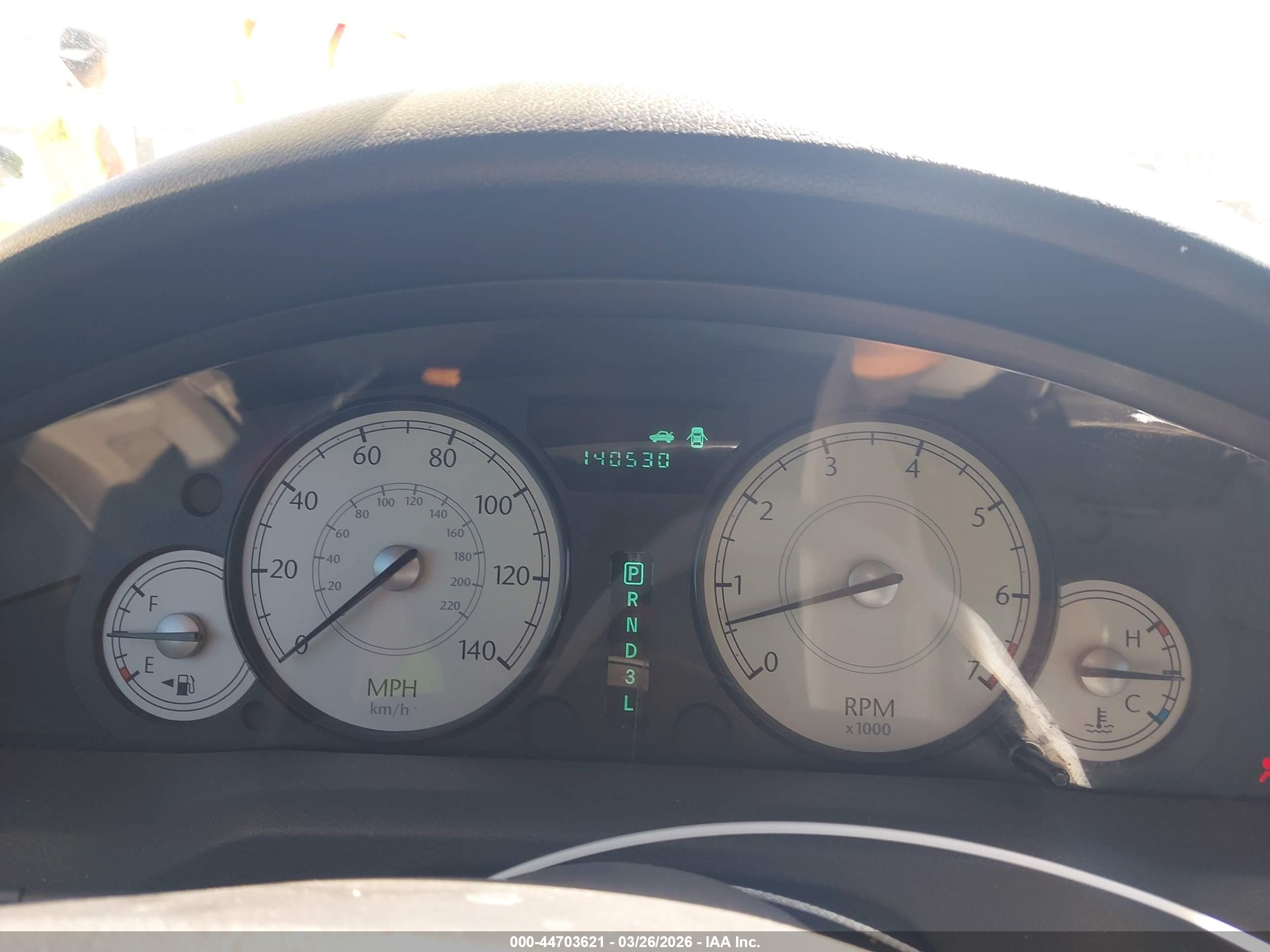 CHRYSLER 300 image 7