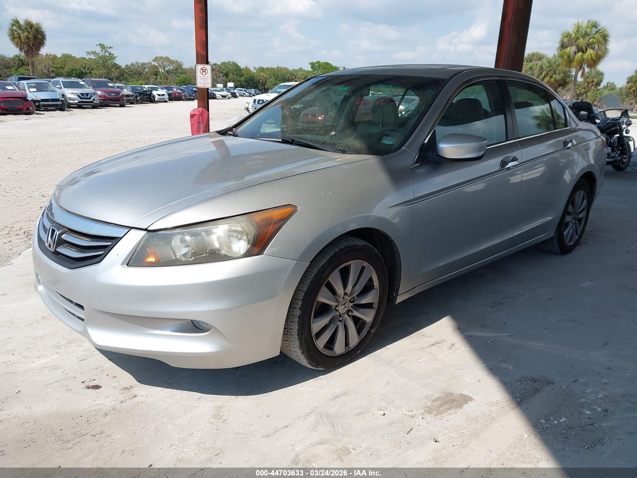 HONDA ACCORD image 2