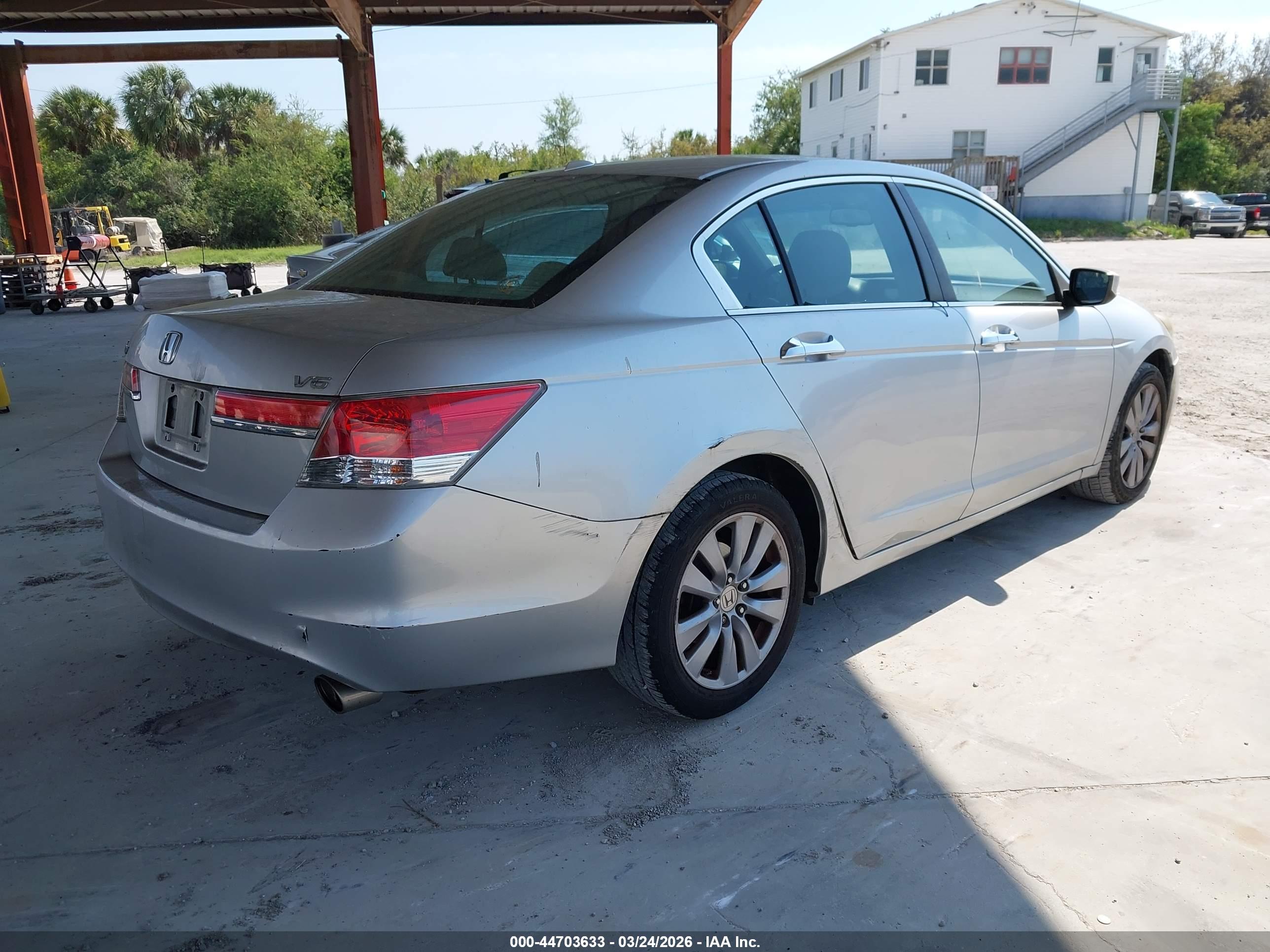 HONDA ACCORD image 4