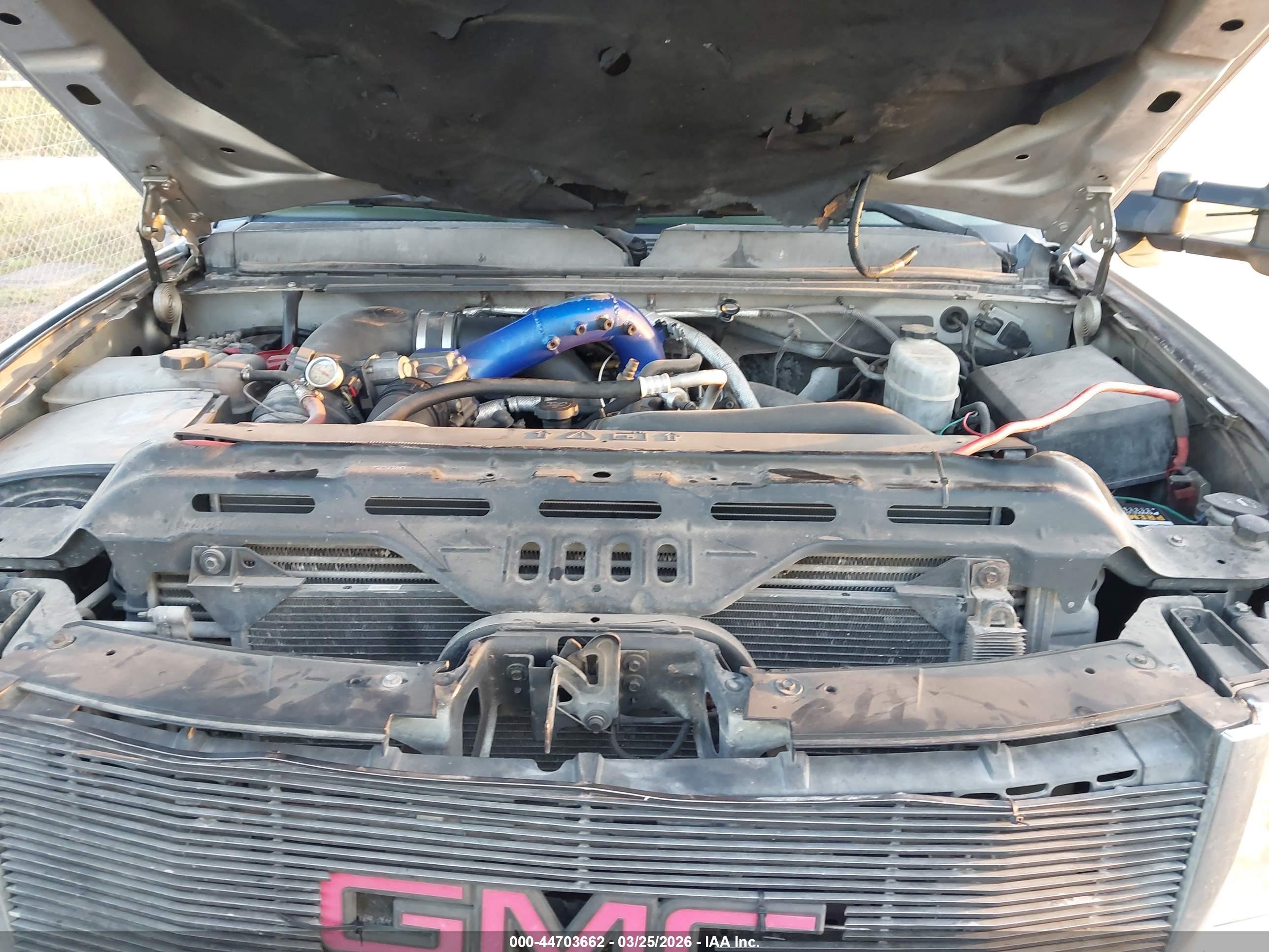 GMC SIERRA image 10