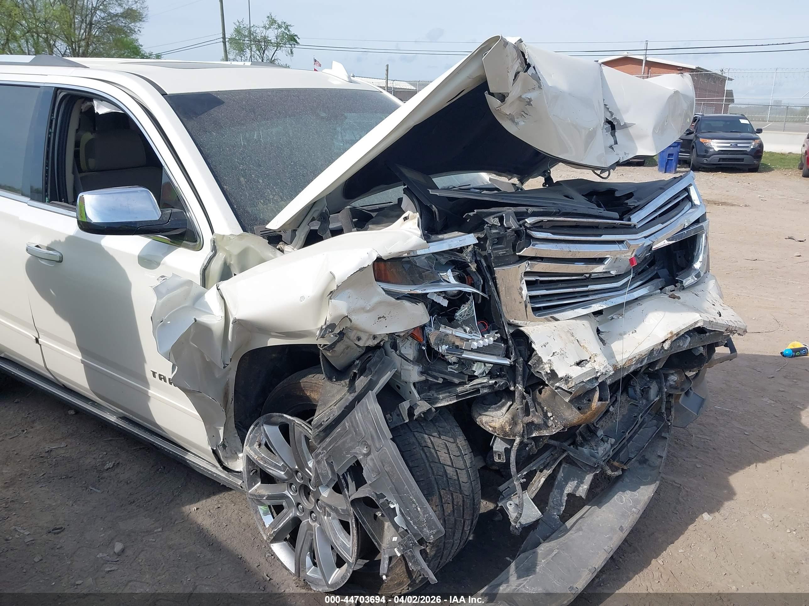 CHEVROLET TAHOE image 6
