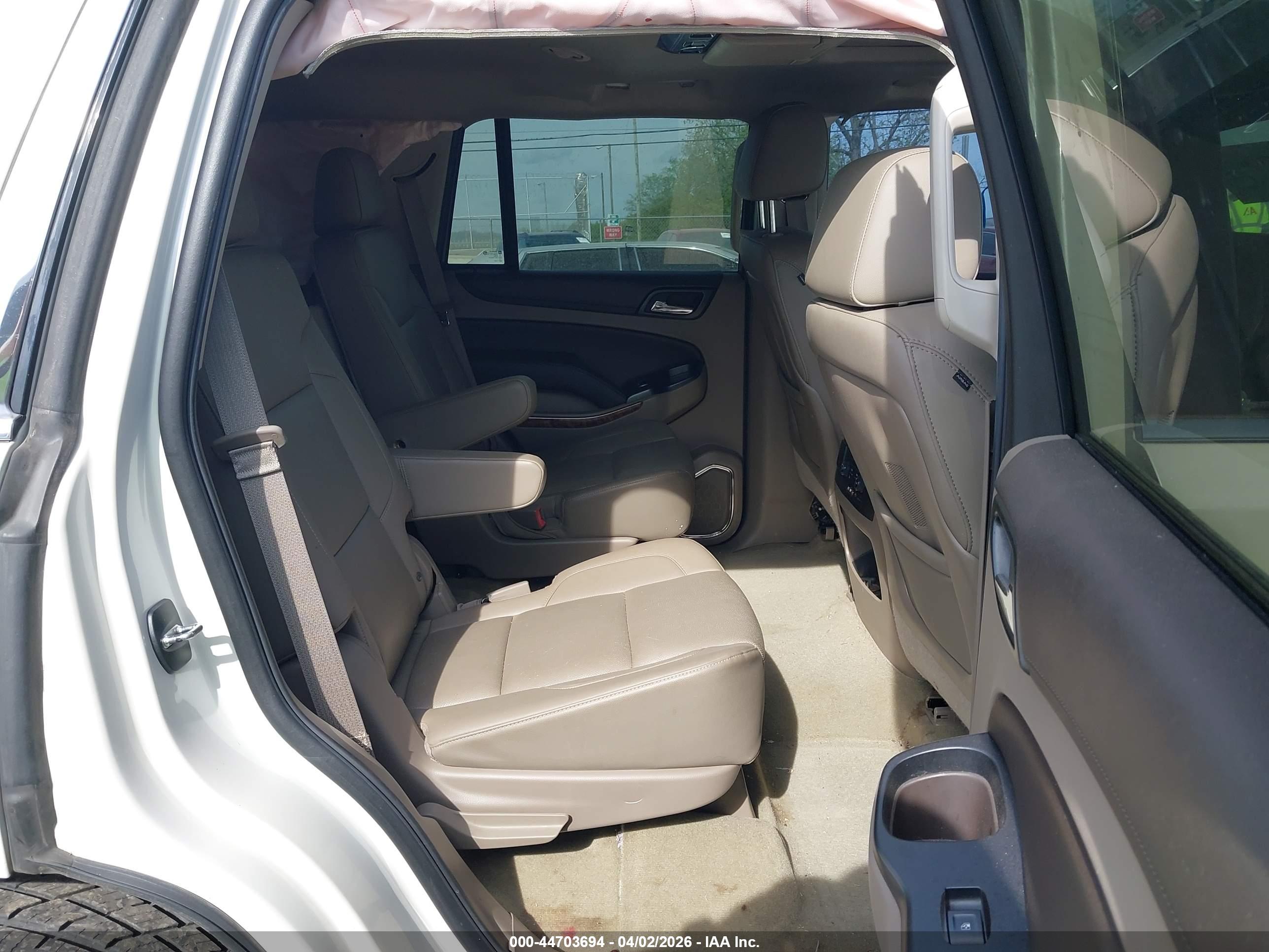 CHEVROLET TAHOE image 8