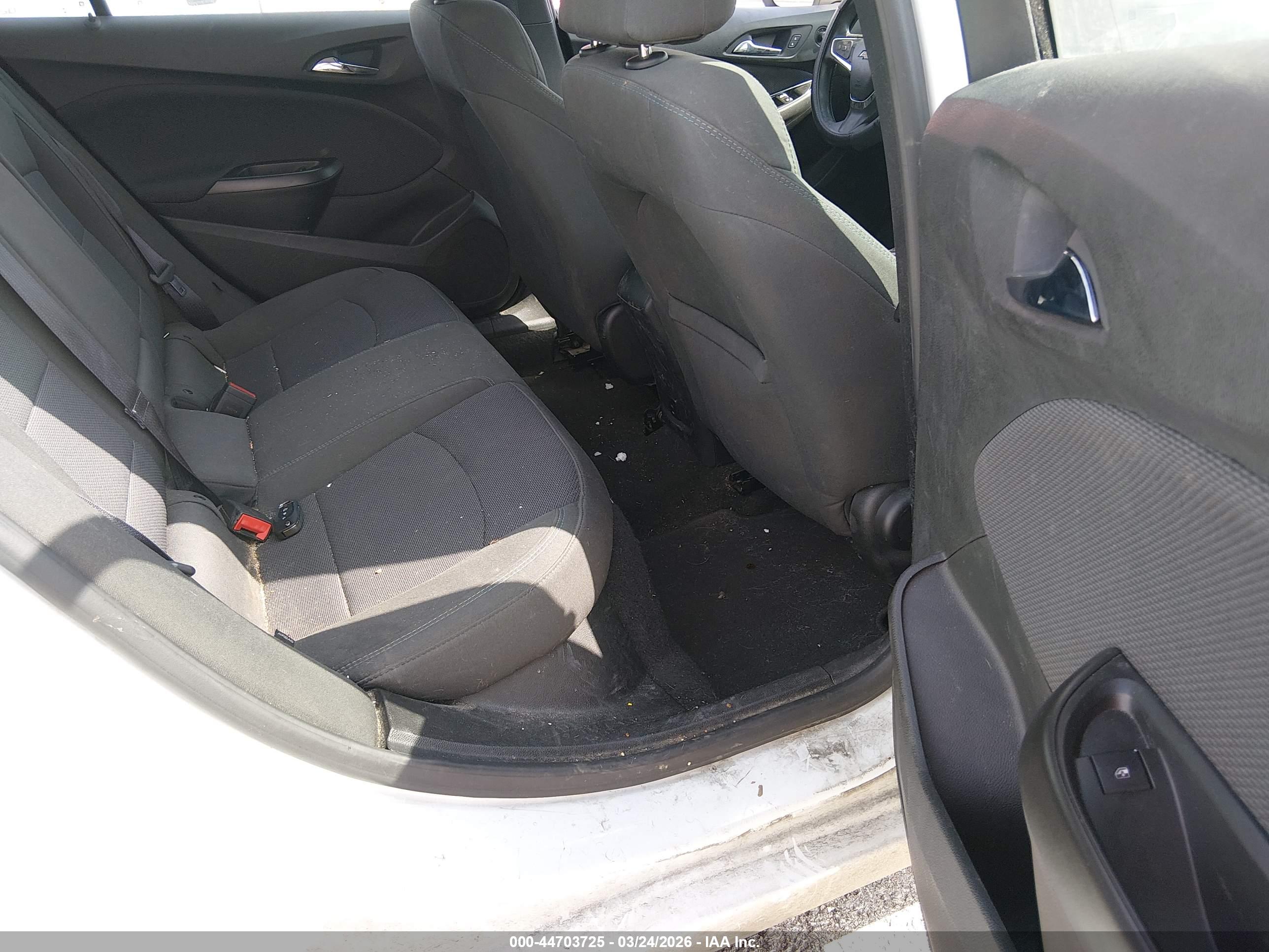 CHEVROLET CRUZE image 8