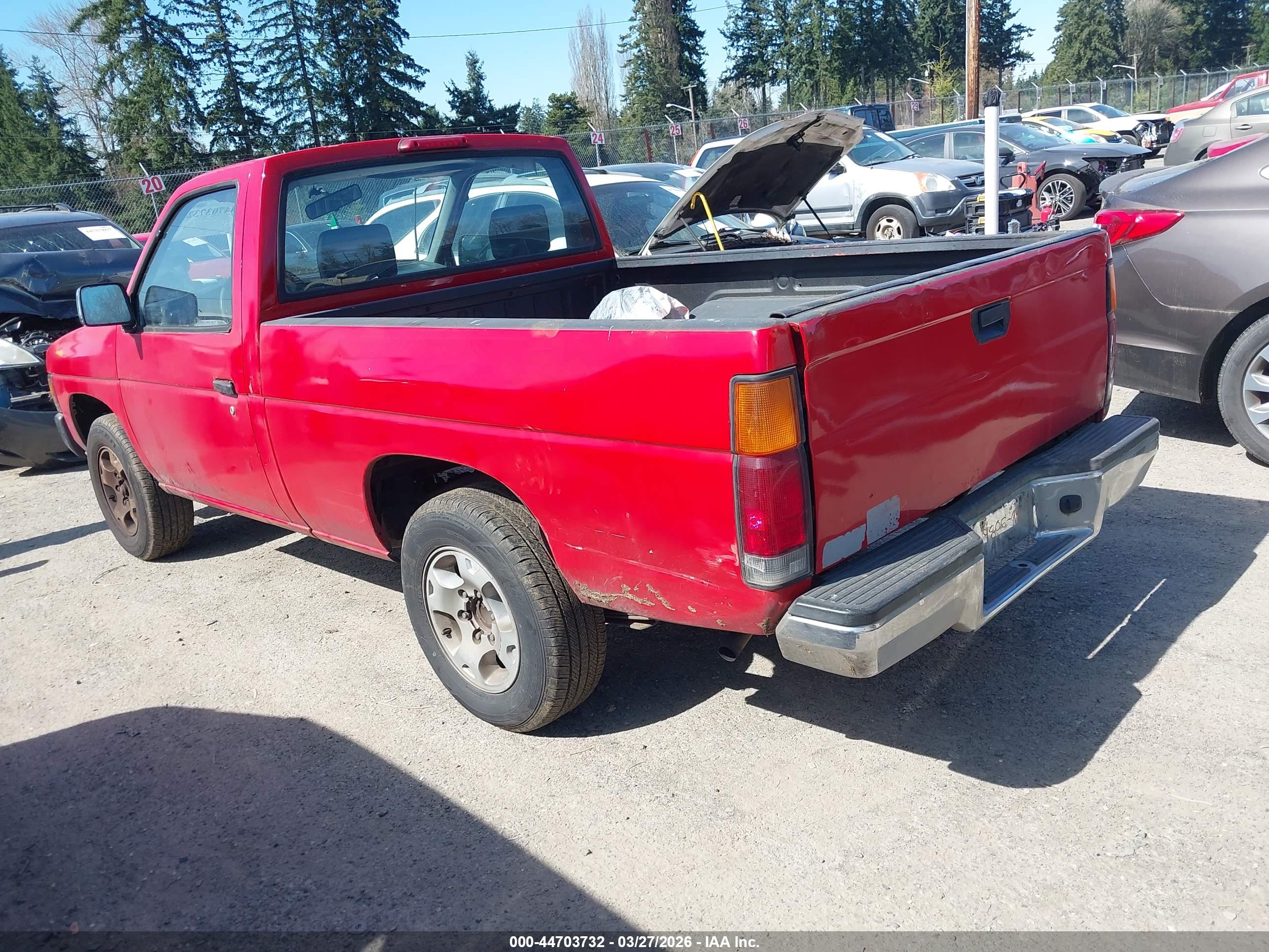 NISSAN TRUCK image 3
