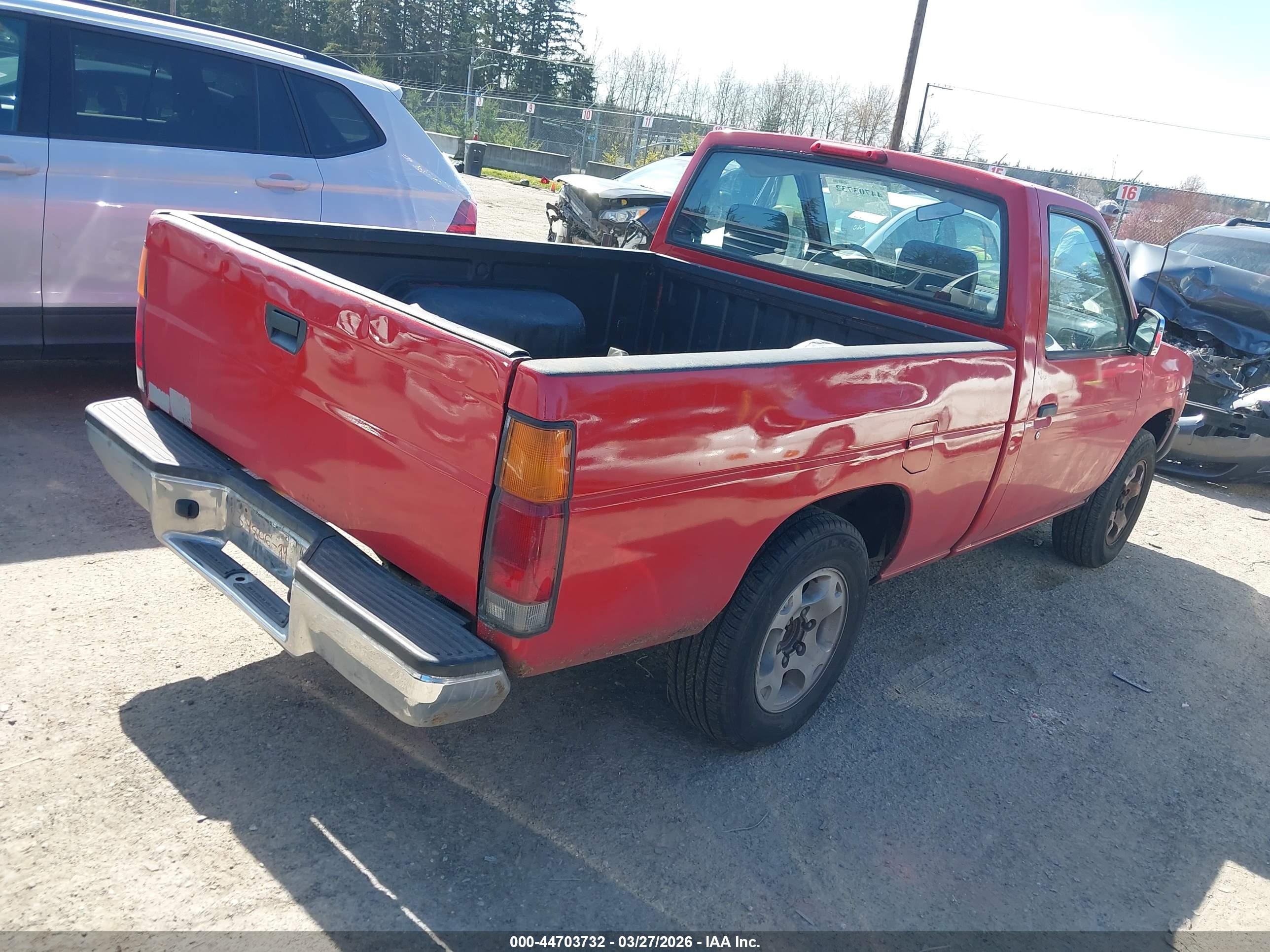 NISSAN TRUCK image 4