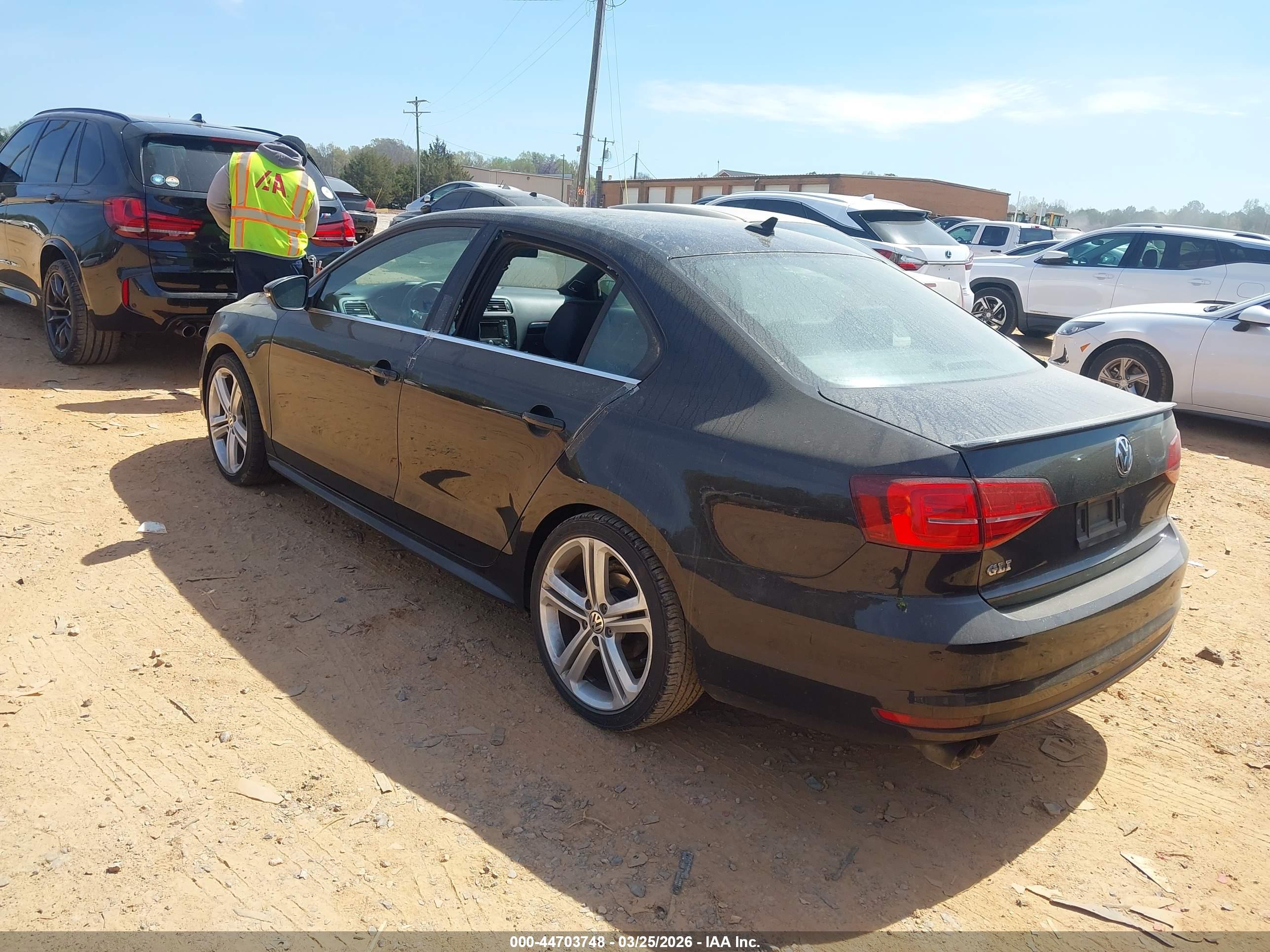 VOLKSWAGEN JETTA image 3