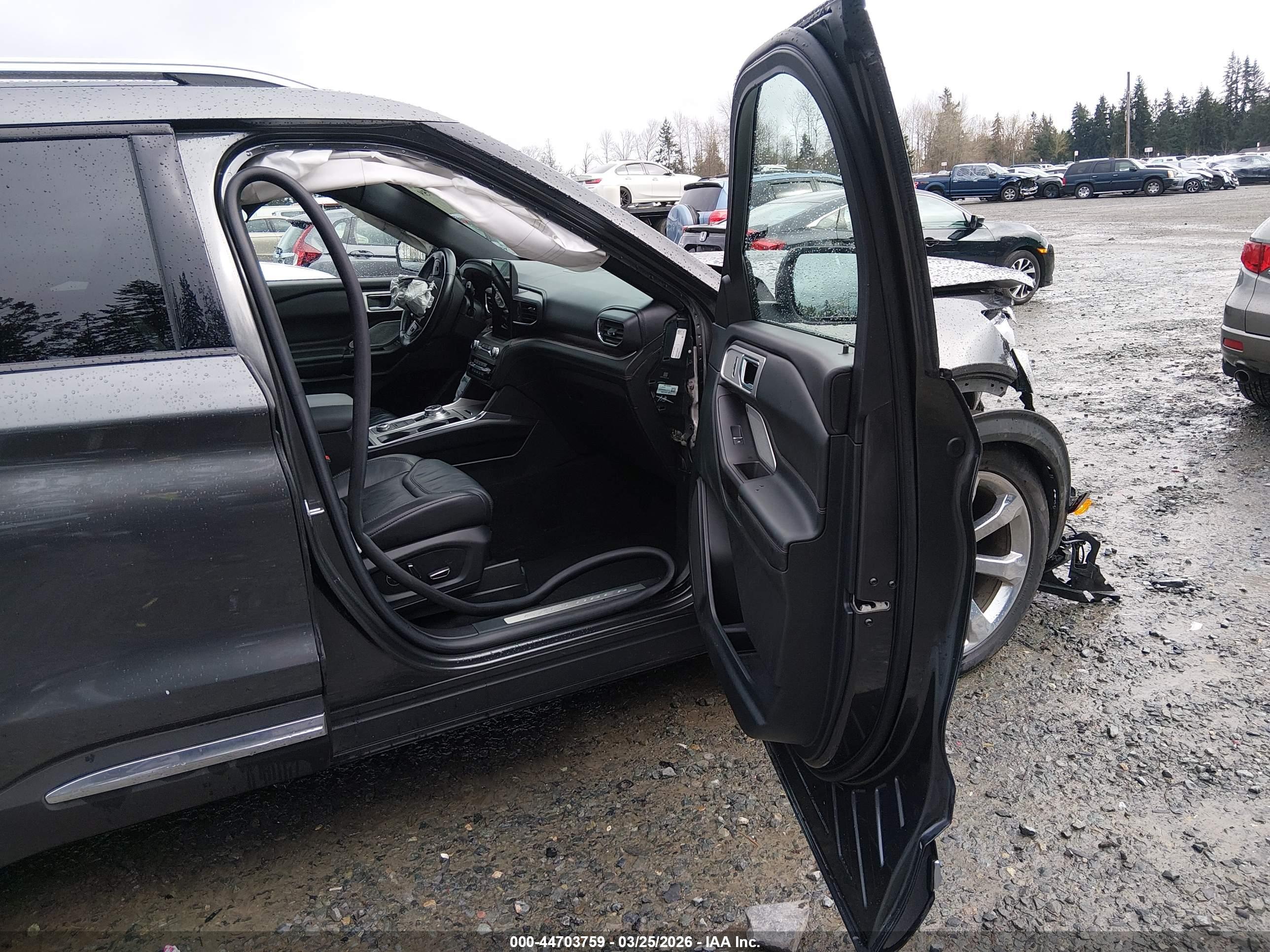 FORD EXPLORER image 5