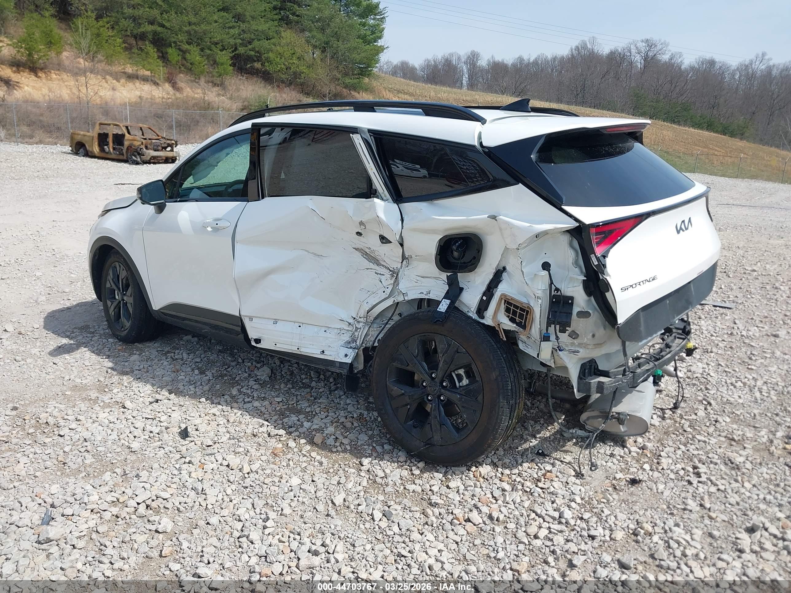 KIA SPORTAGE image 3