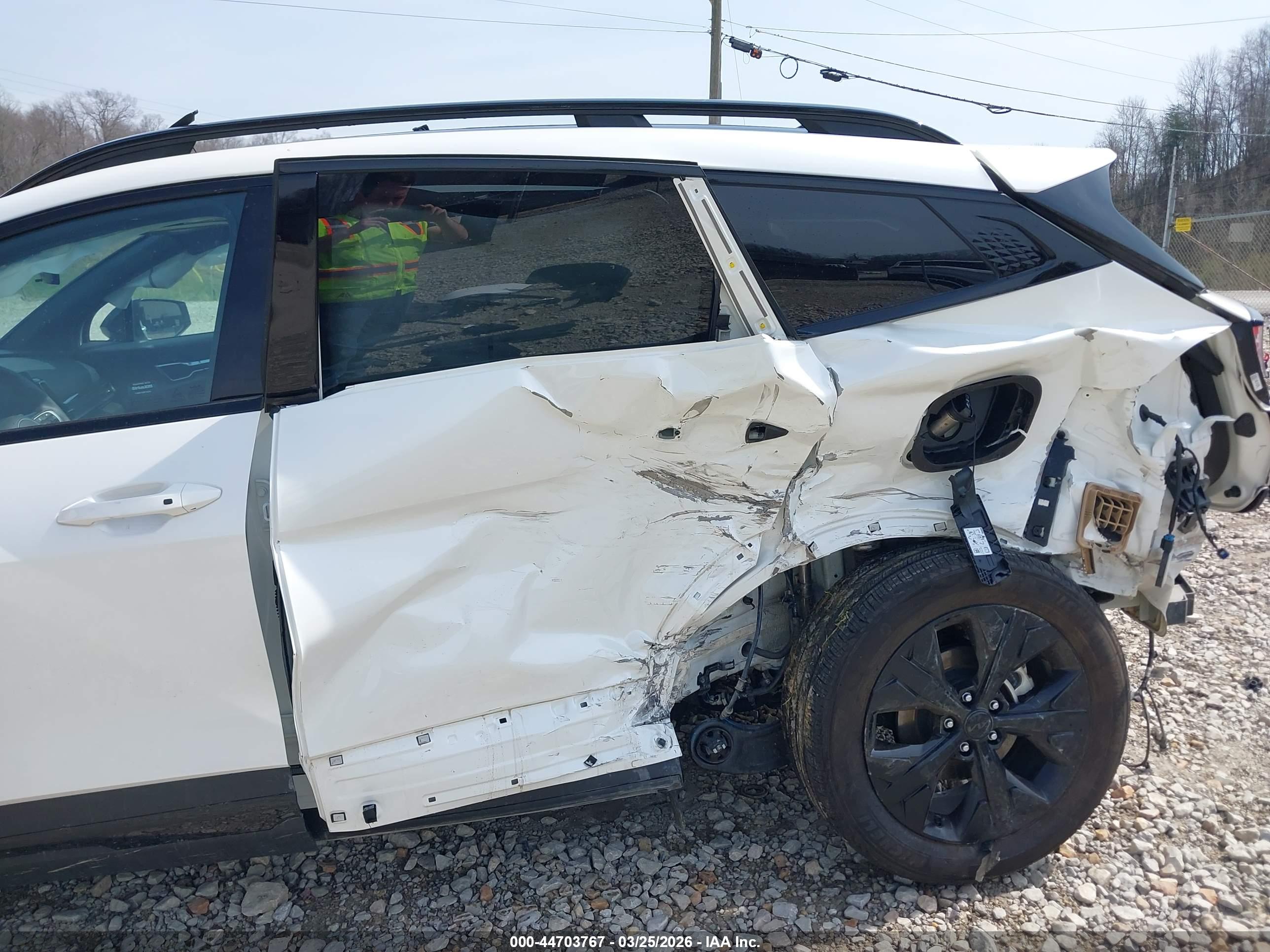 KIA SPORTAGE image 6