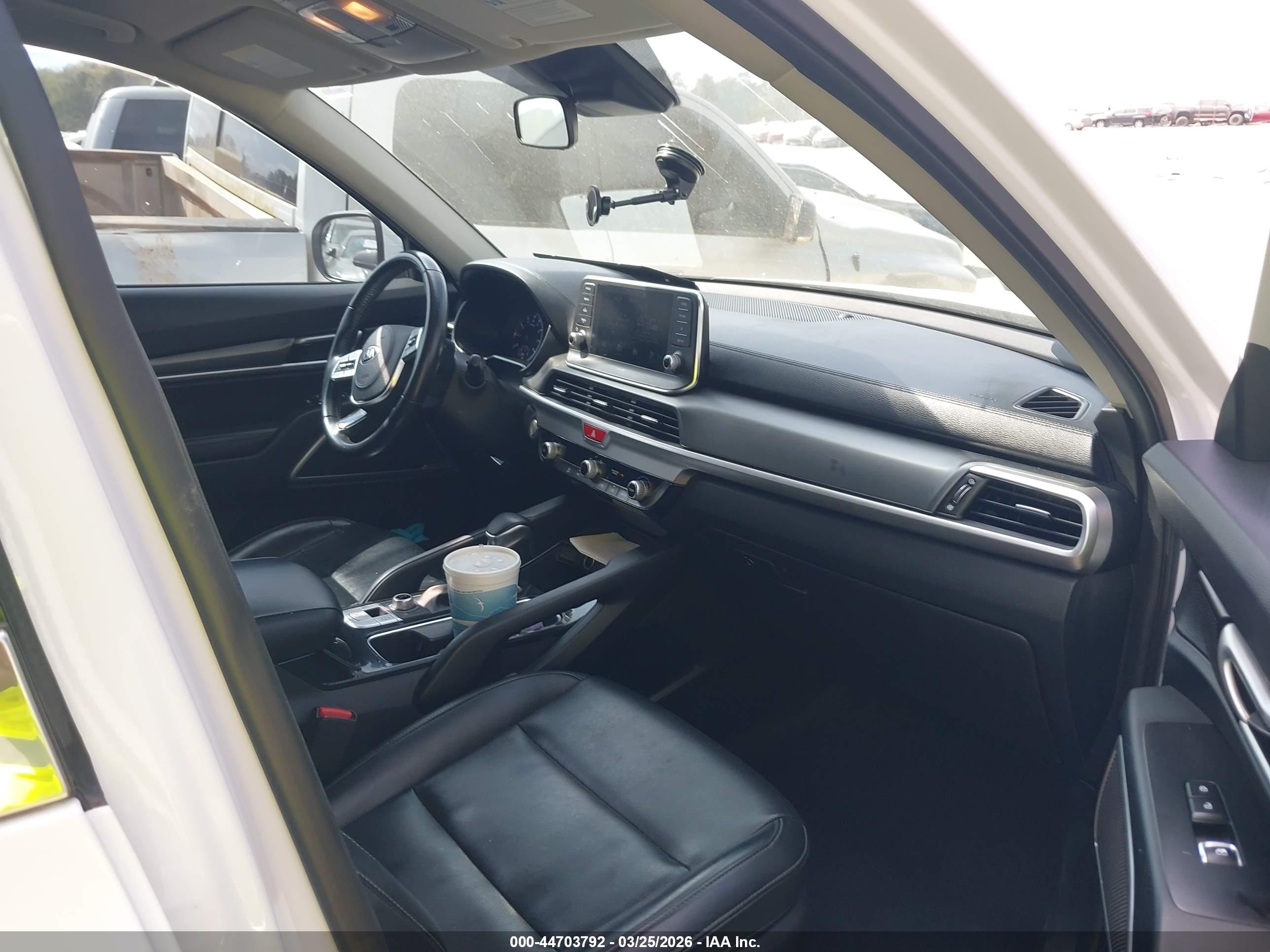 KIA TELLURIDE image 5