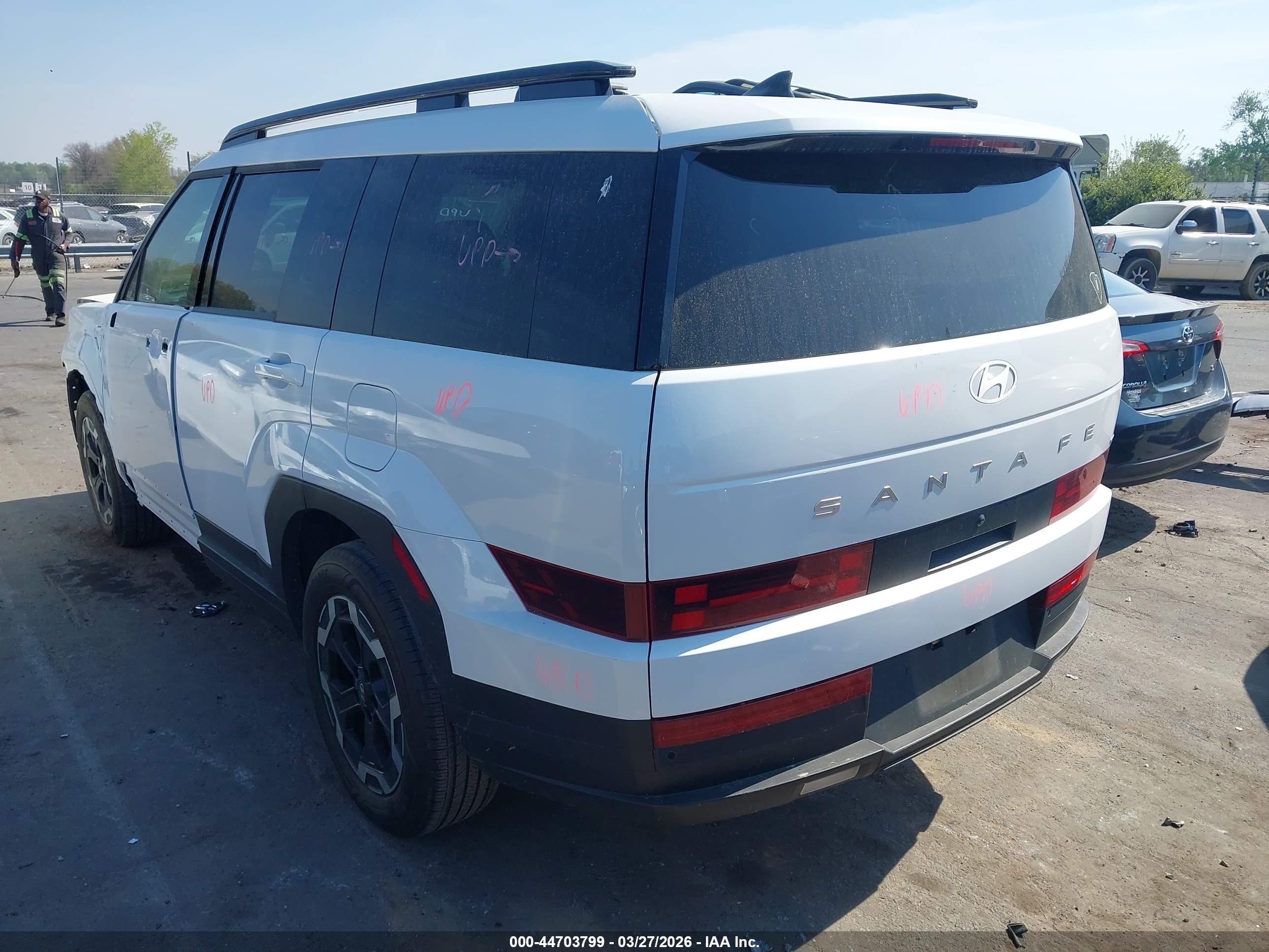 HYUNDAI SANTA image 3