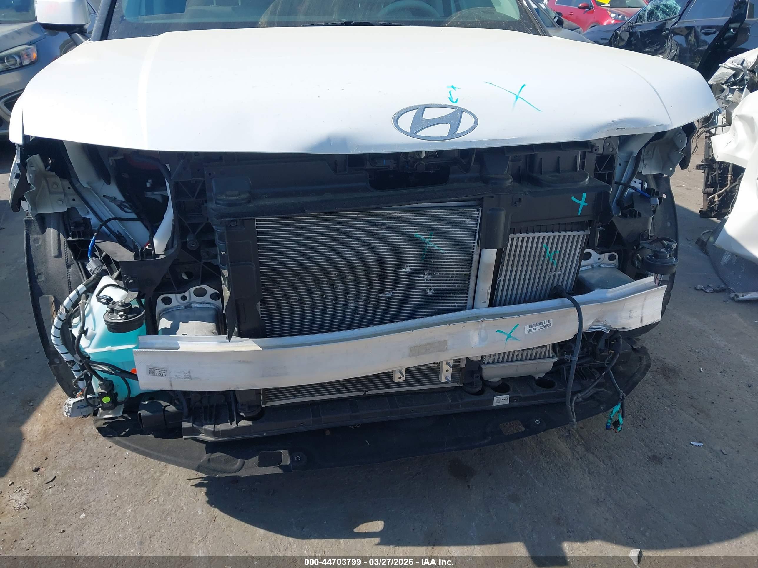 HYUNDAI SANTA image 6