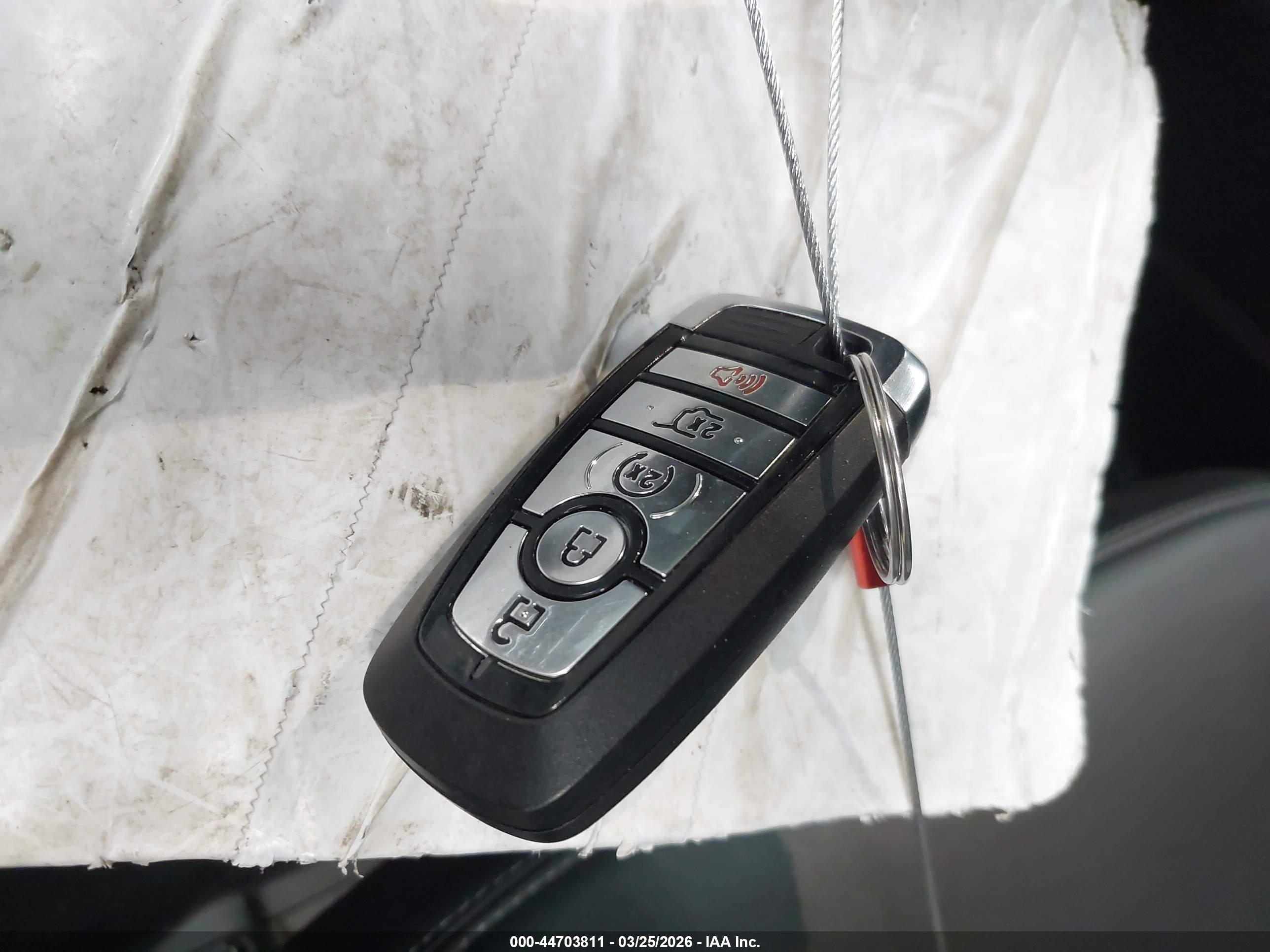 FORD EXPLORER image 11