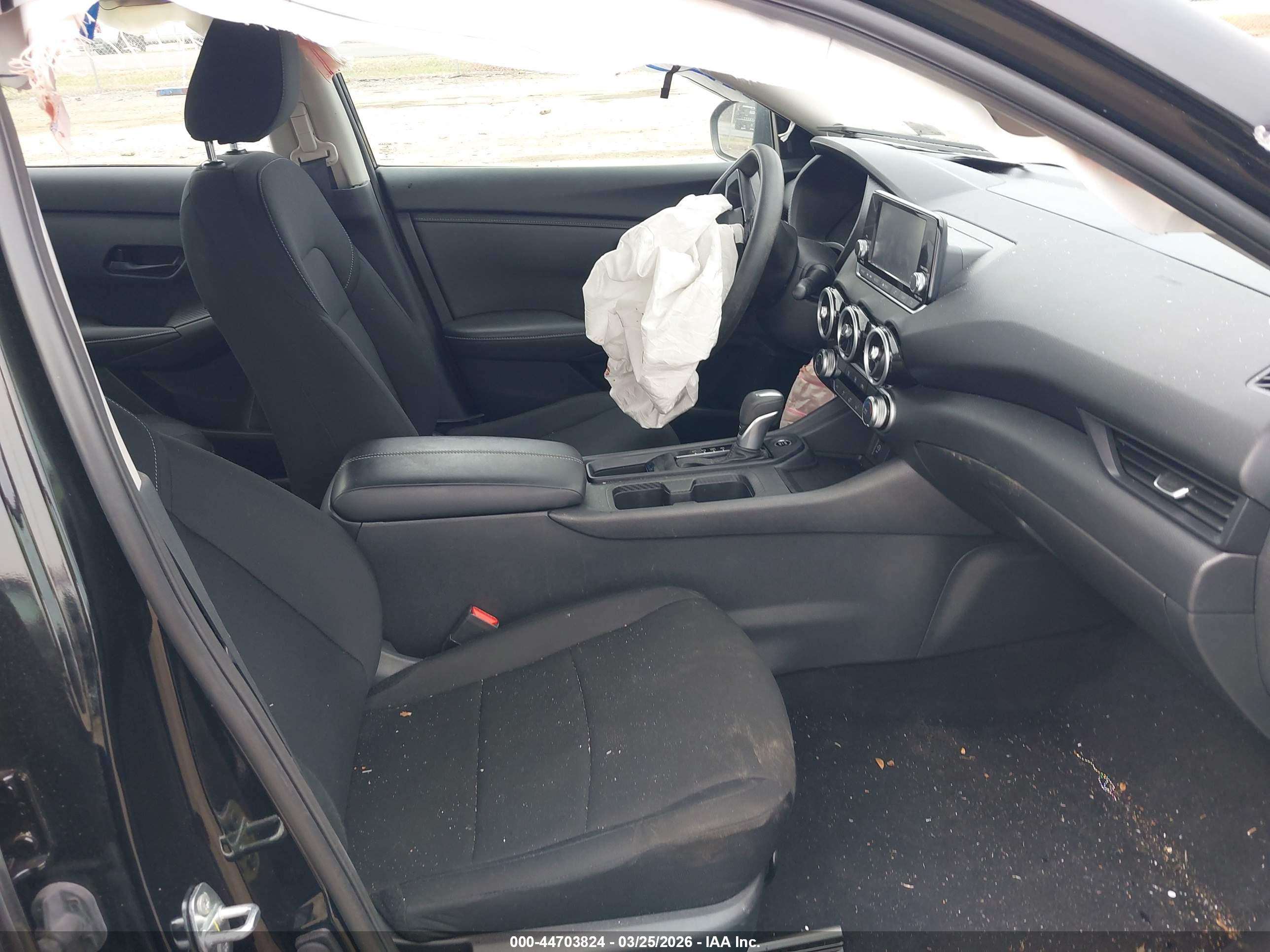 NISSAN SENTRA image 5