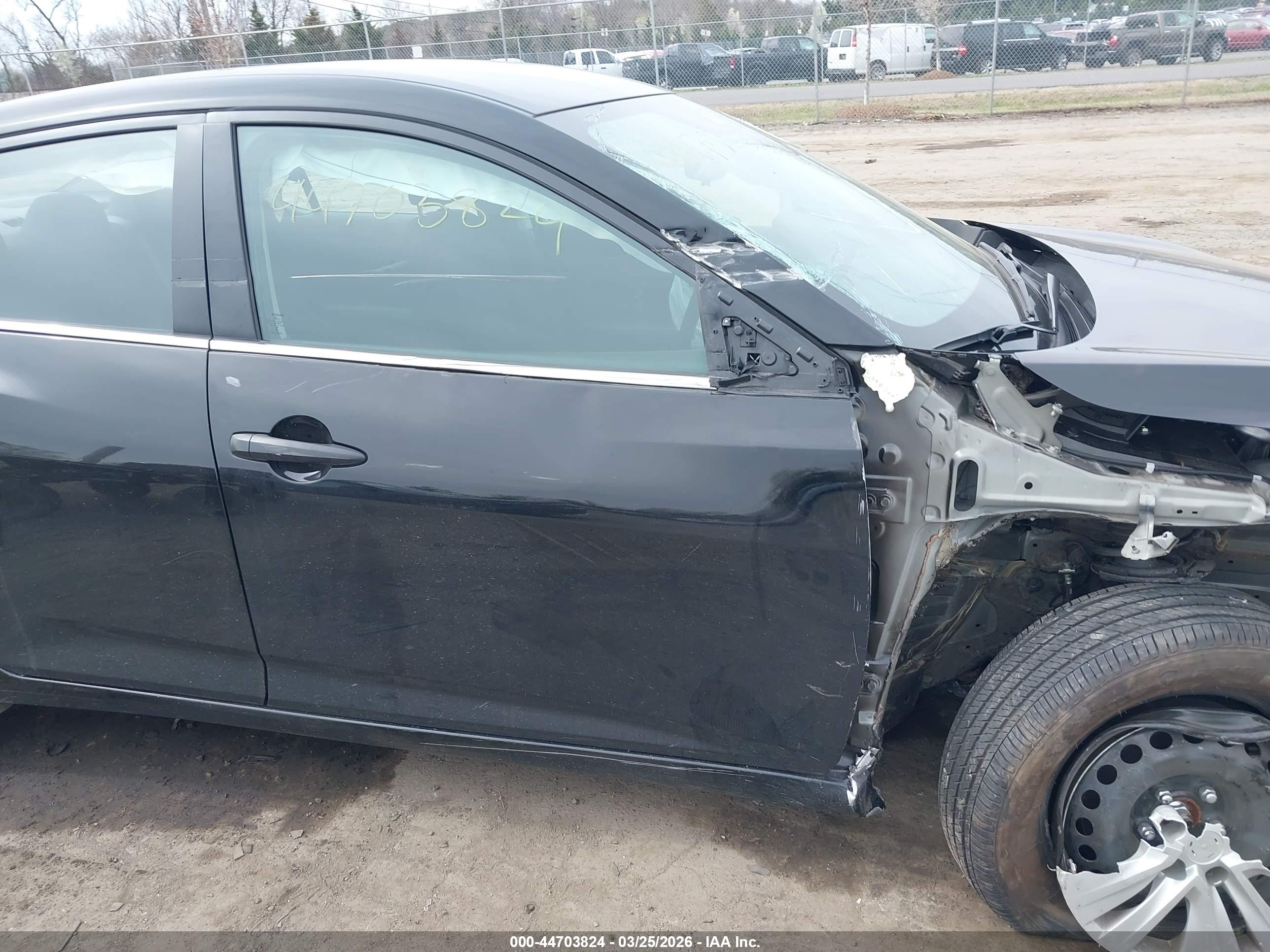 NISSAN SENTRA image 6