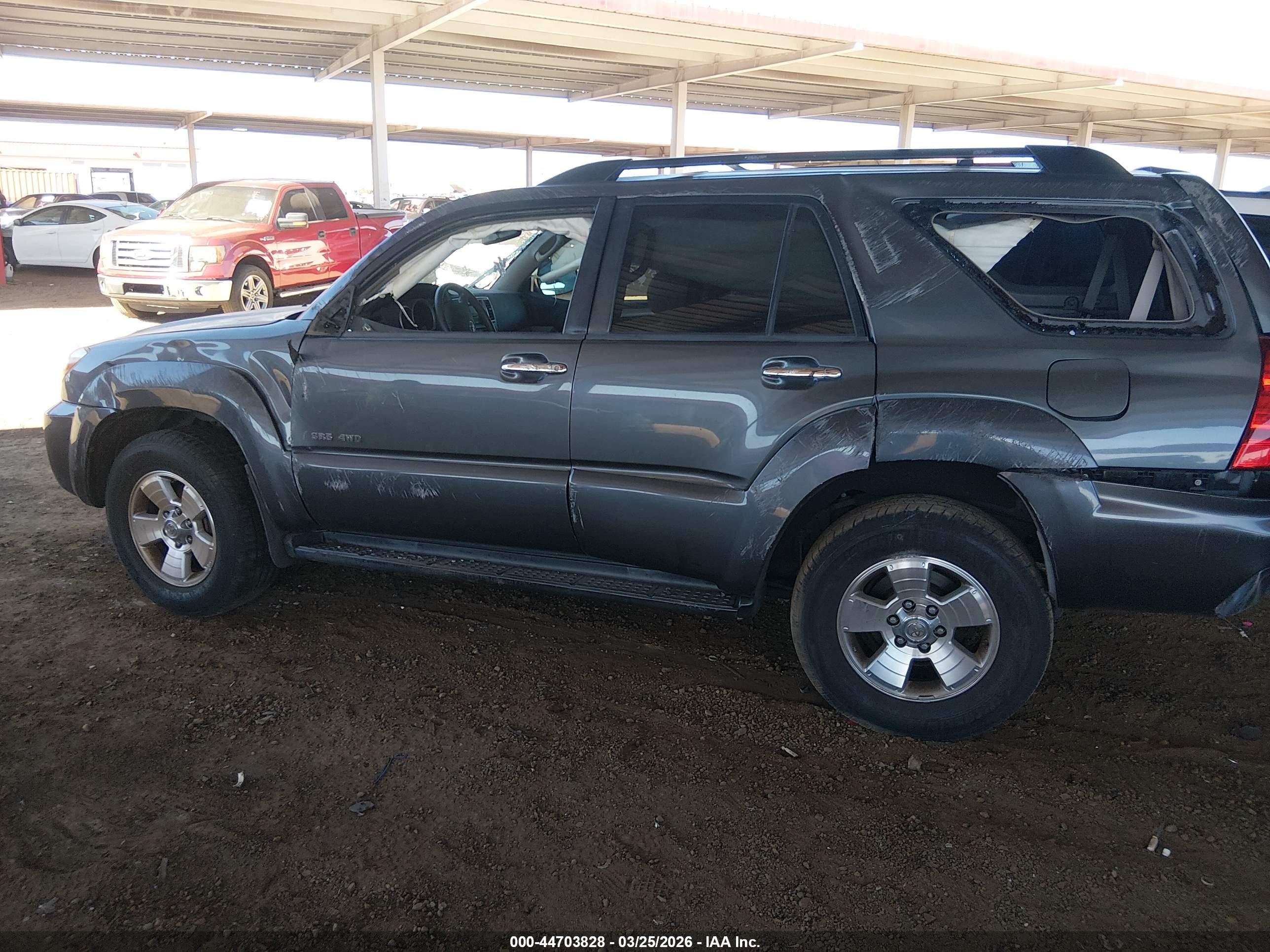 TOYOTA 4RUNNER image 6