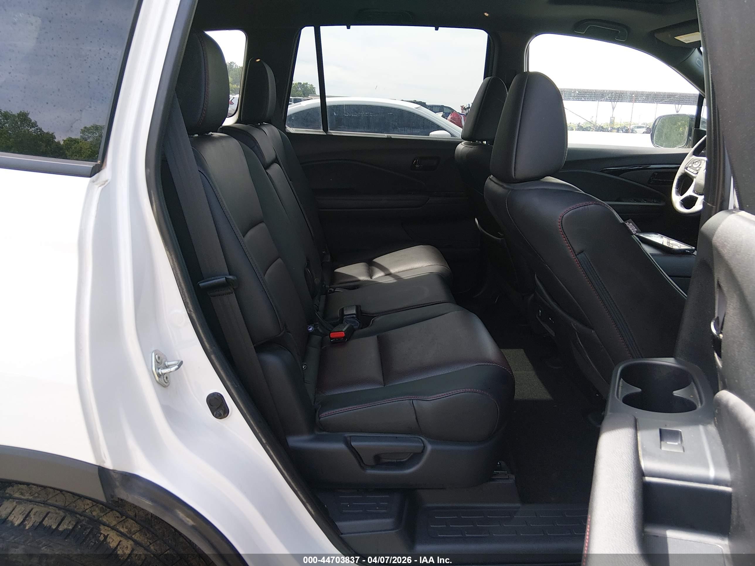 HONDA PASSPORT image 8