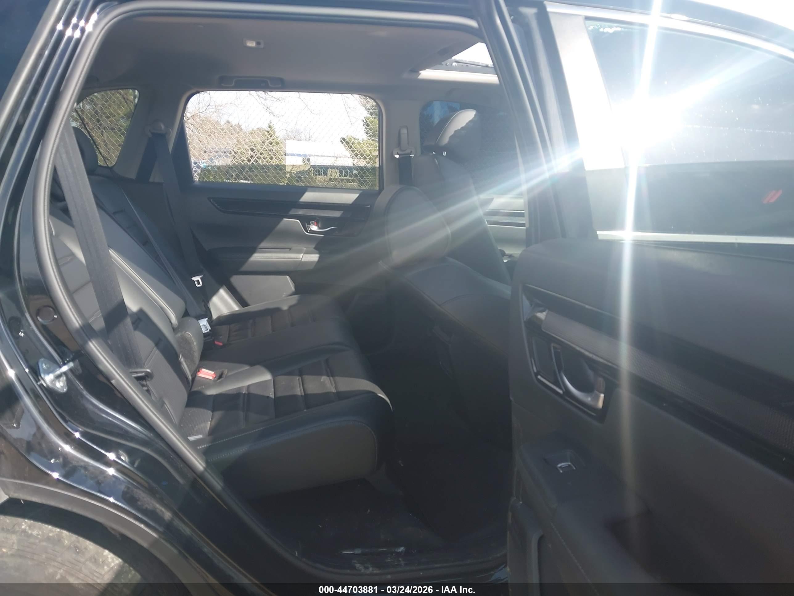 HONDA CR-V image 8