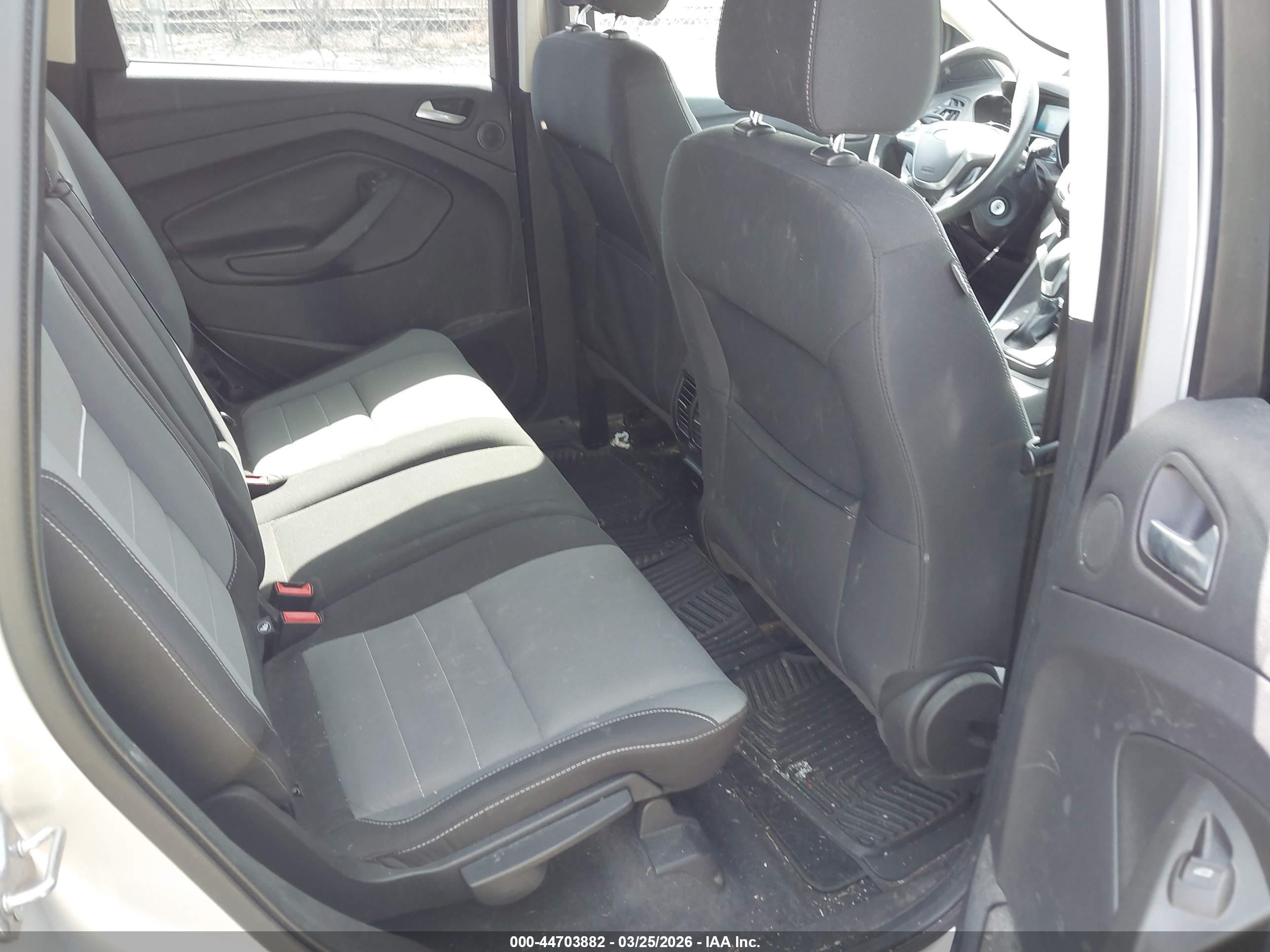 FORD ESCAPE image 8
