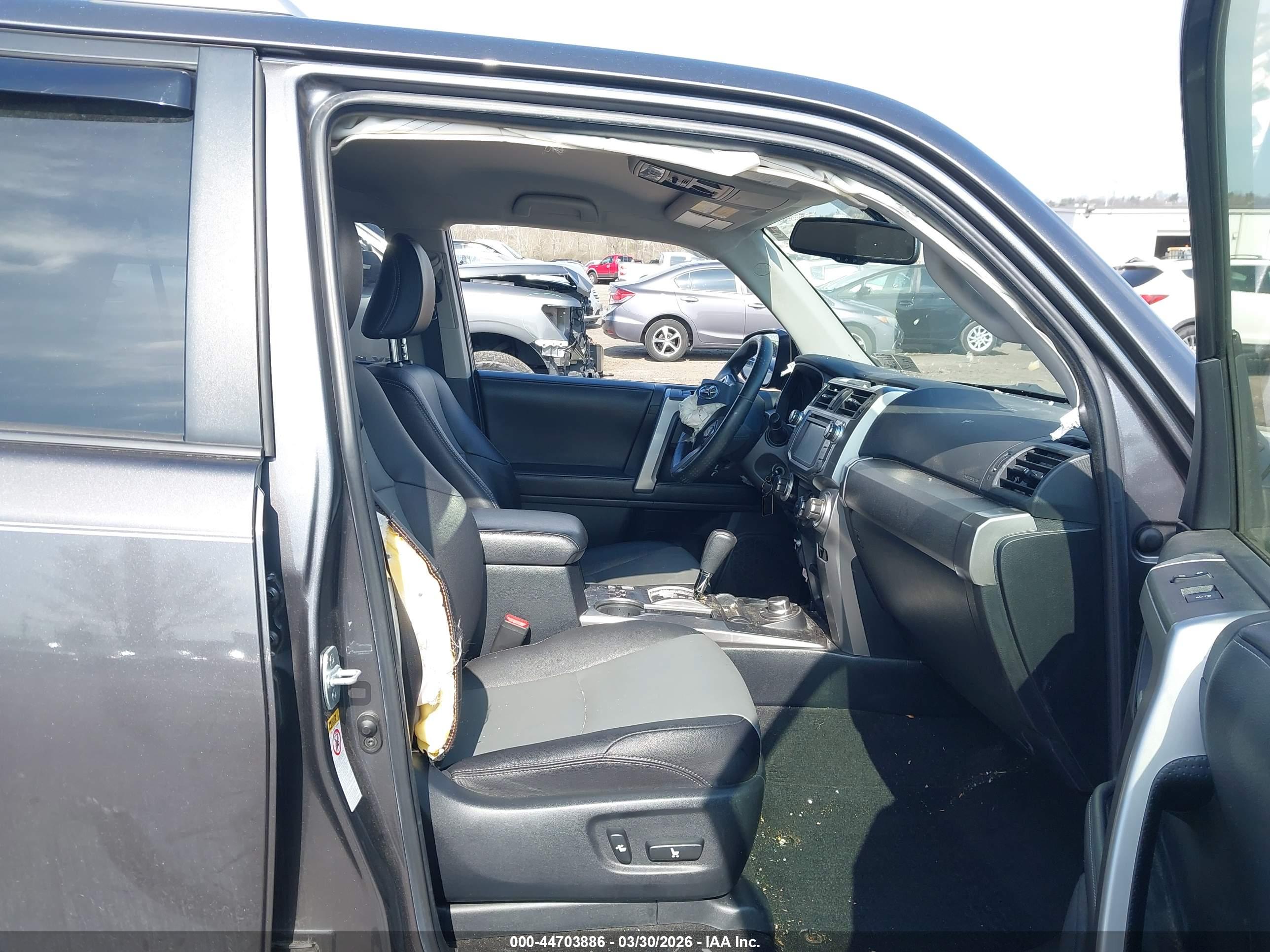 TOYOTA 4RUNNER image 5
