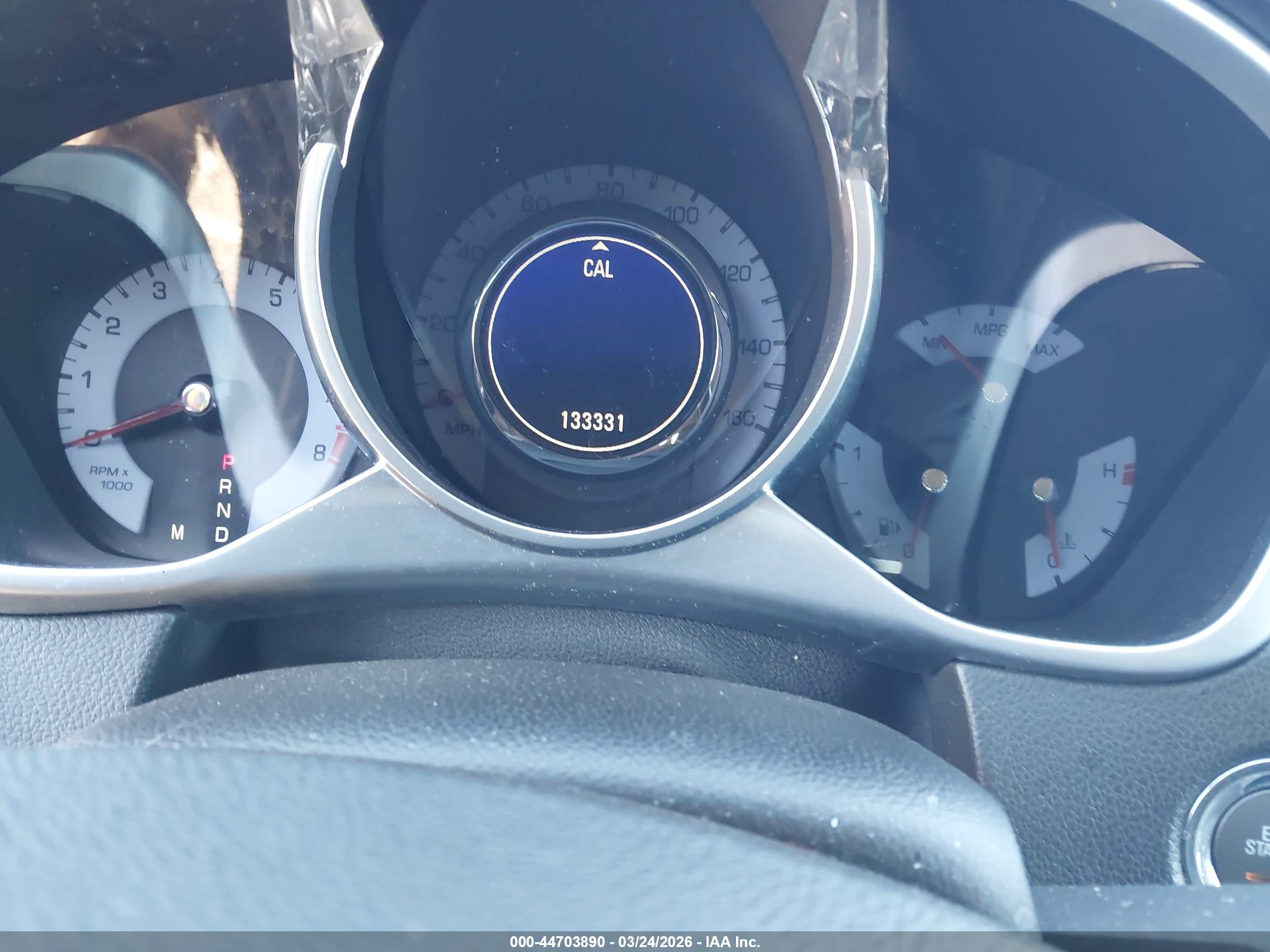 CADILLAC SRX image 7