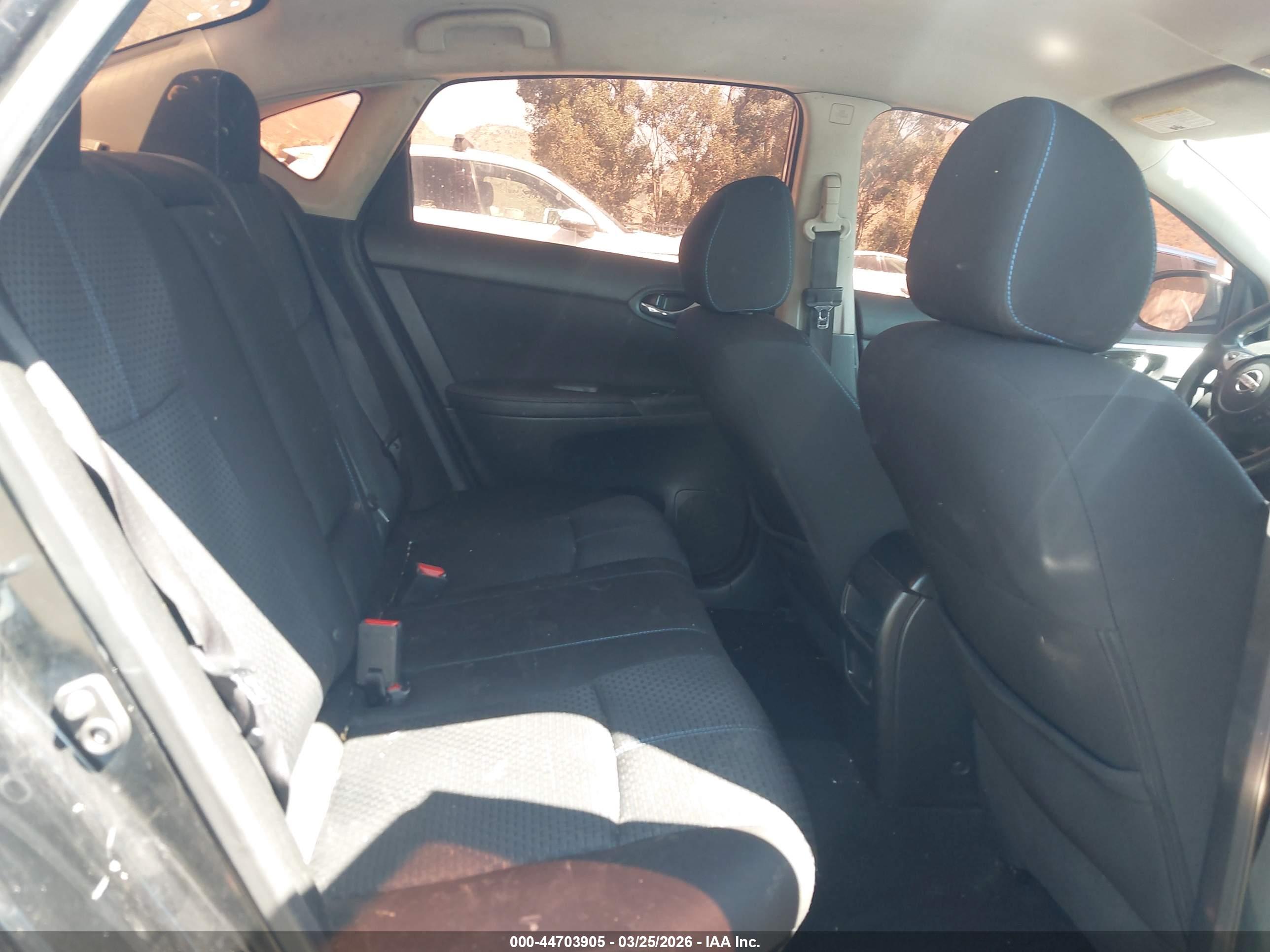 NISSAN SENTRA image 8