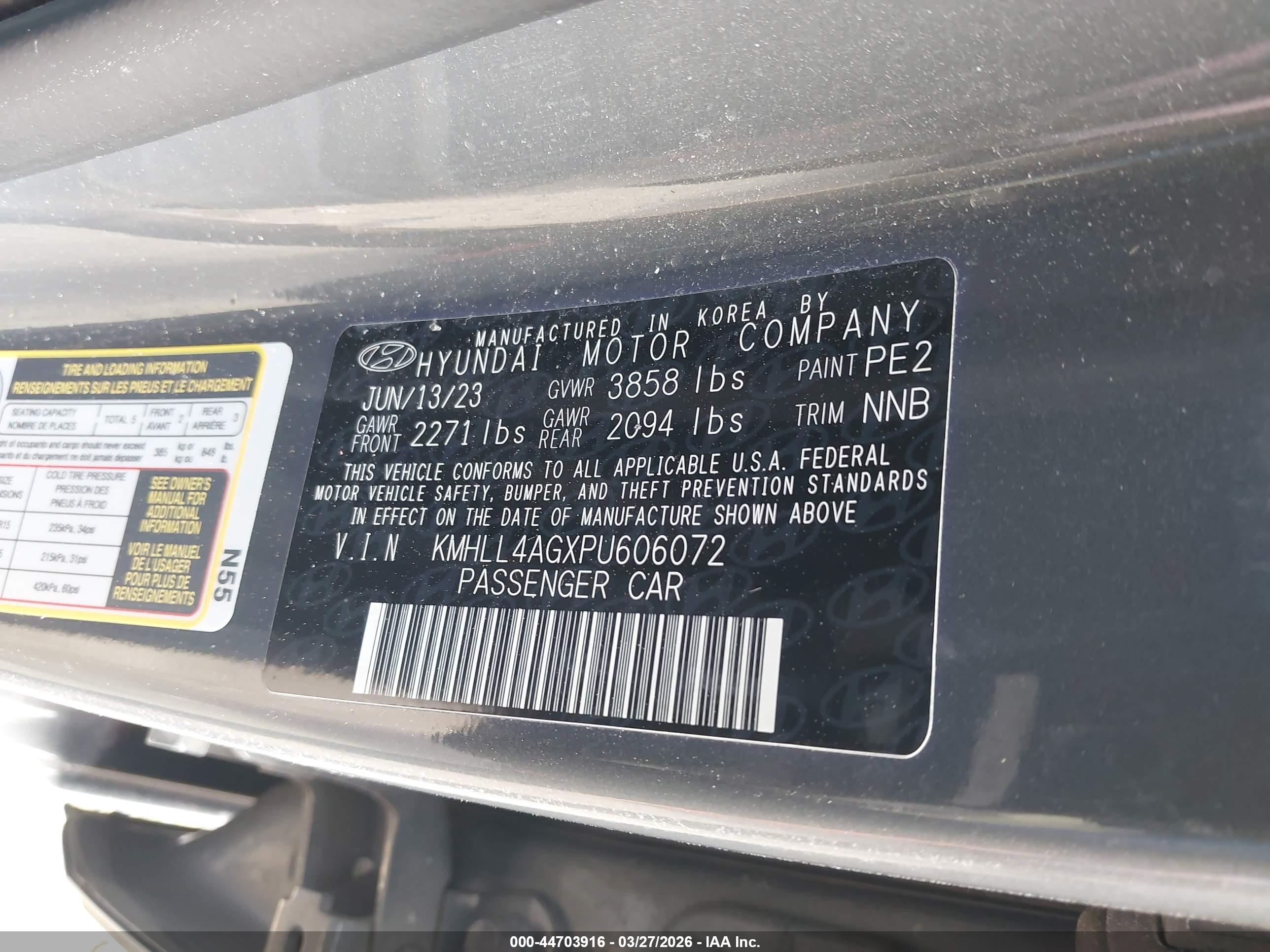 HYUNDAI ELANTRA image 9