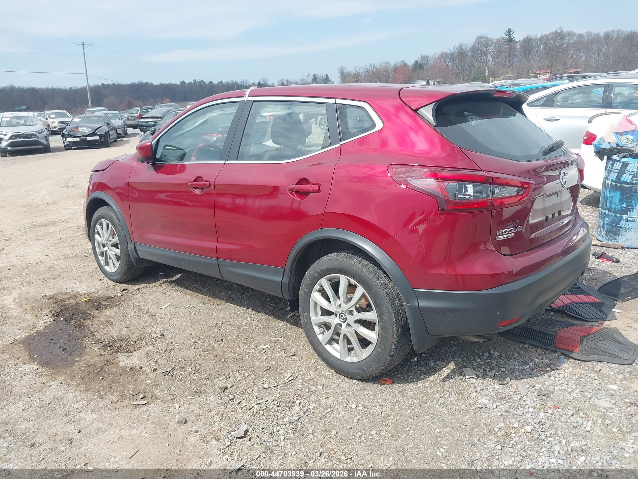 NISSAN ROGUE image 3