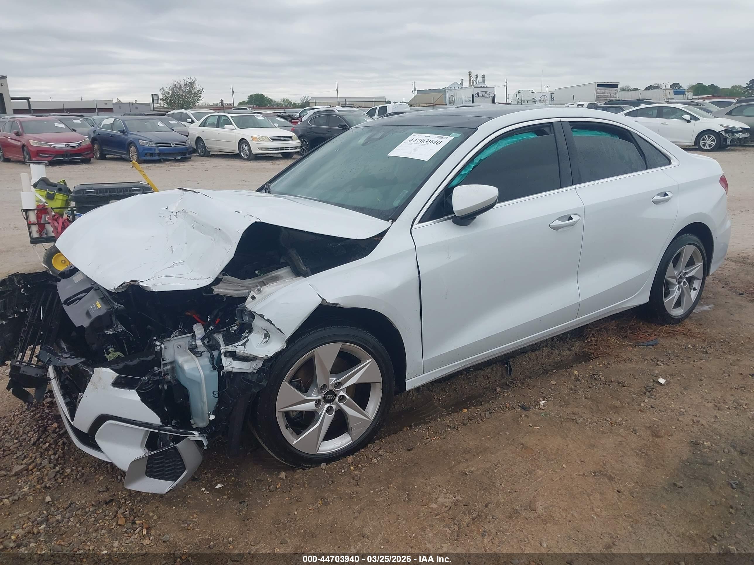 AUDI A3 image 2