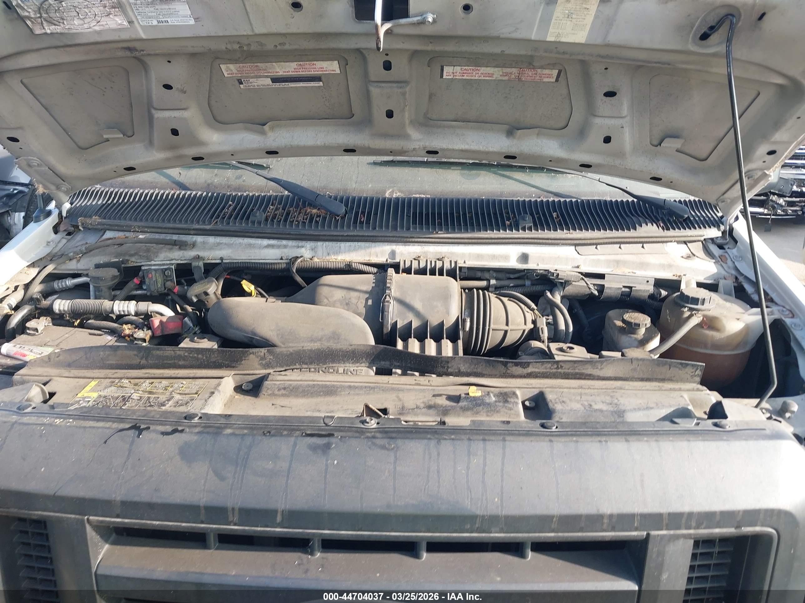 FORD E-250 image 10