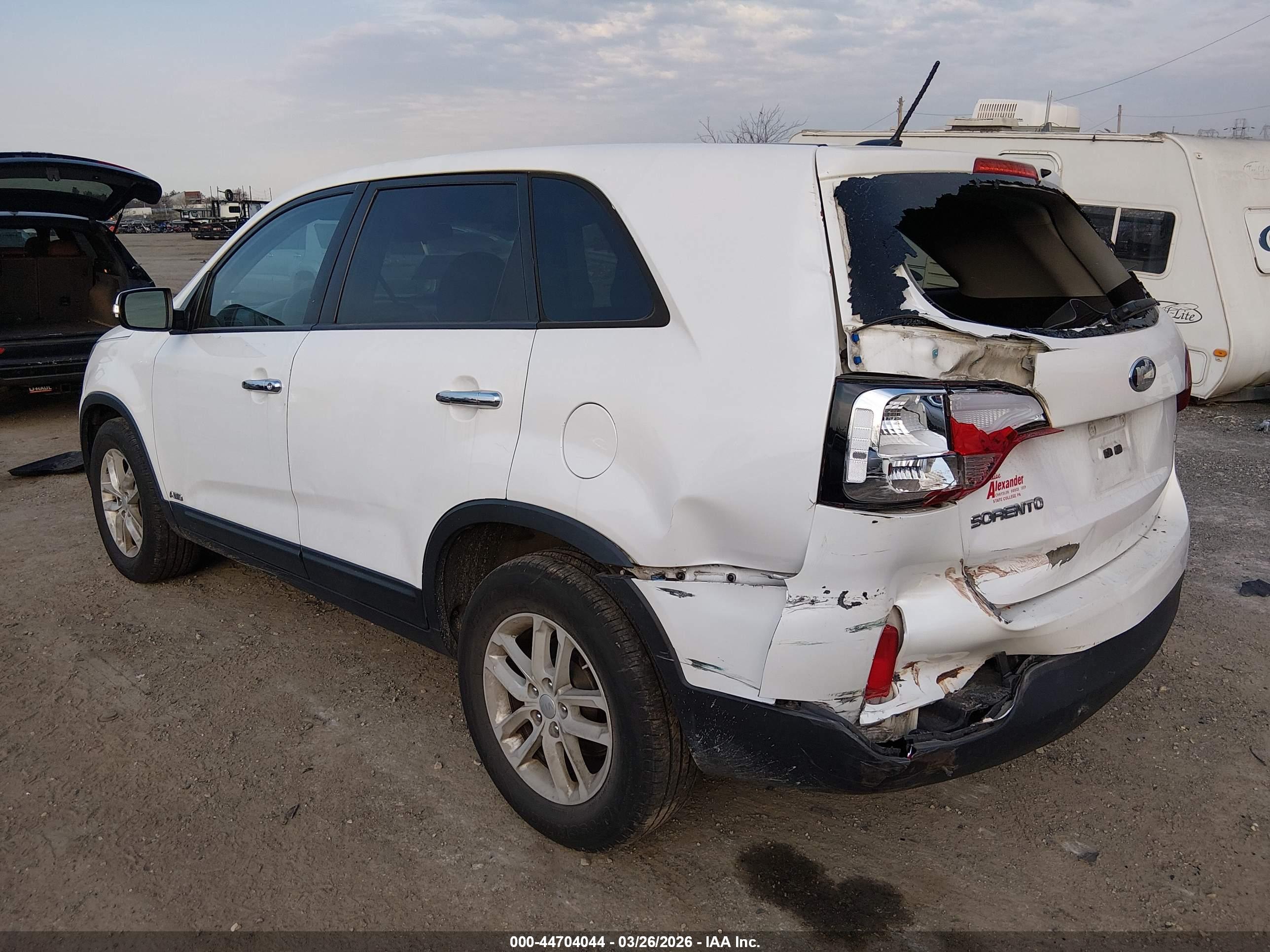 KIA SORENTO image 3