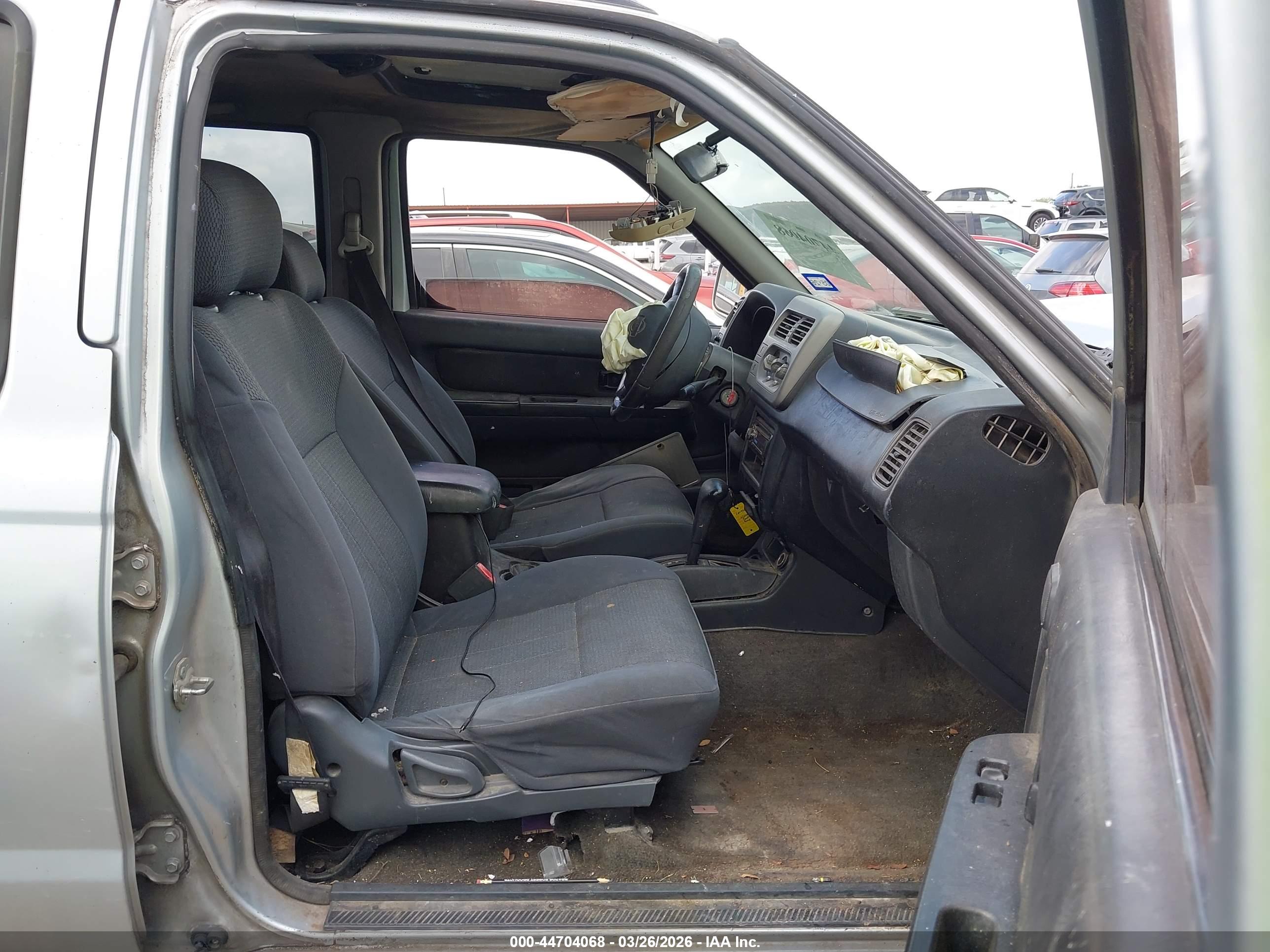 NISSAN FRONTIER image 5
