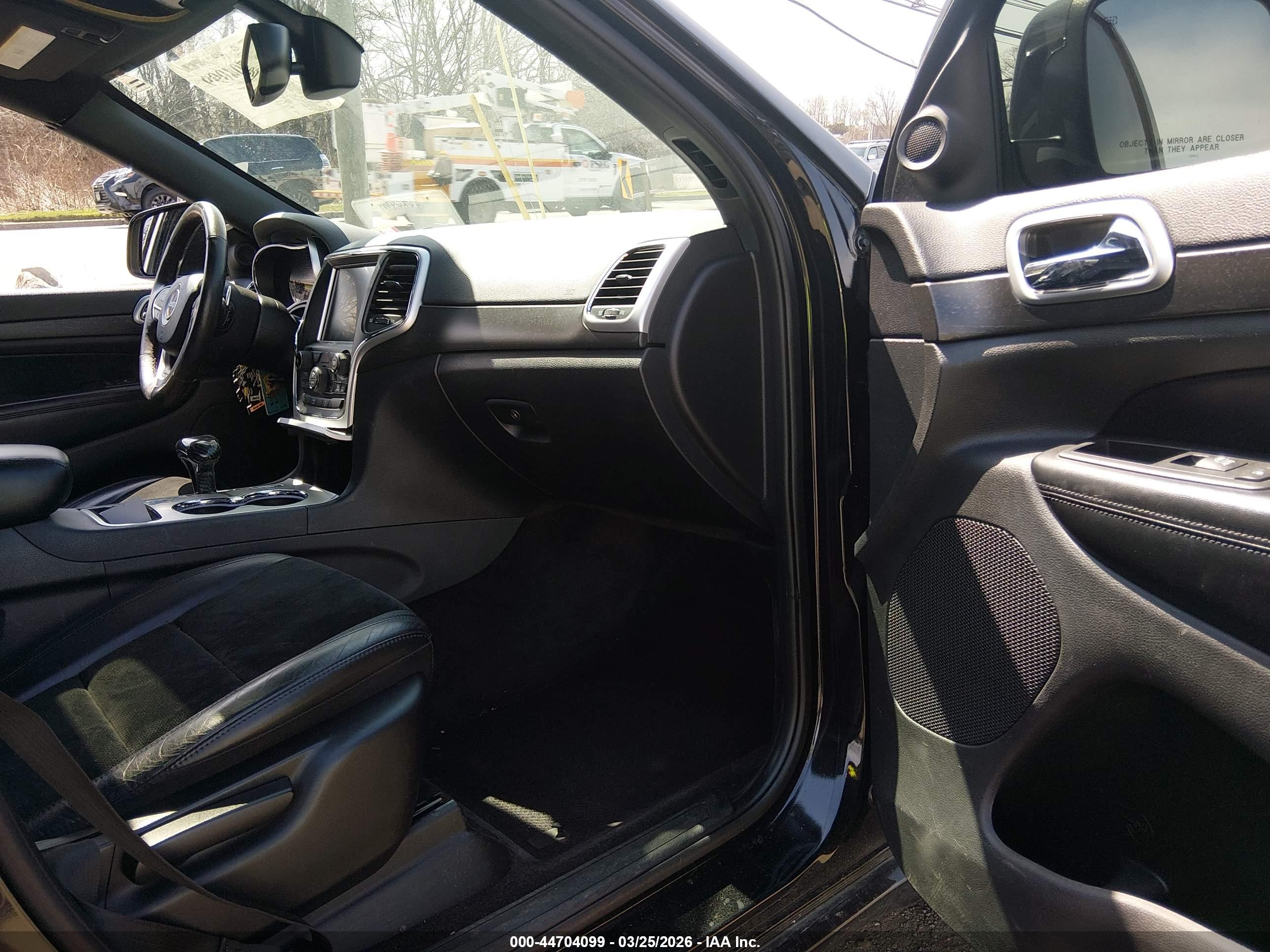 JEEP GRAND image 5