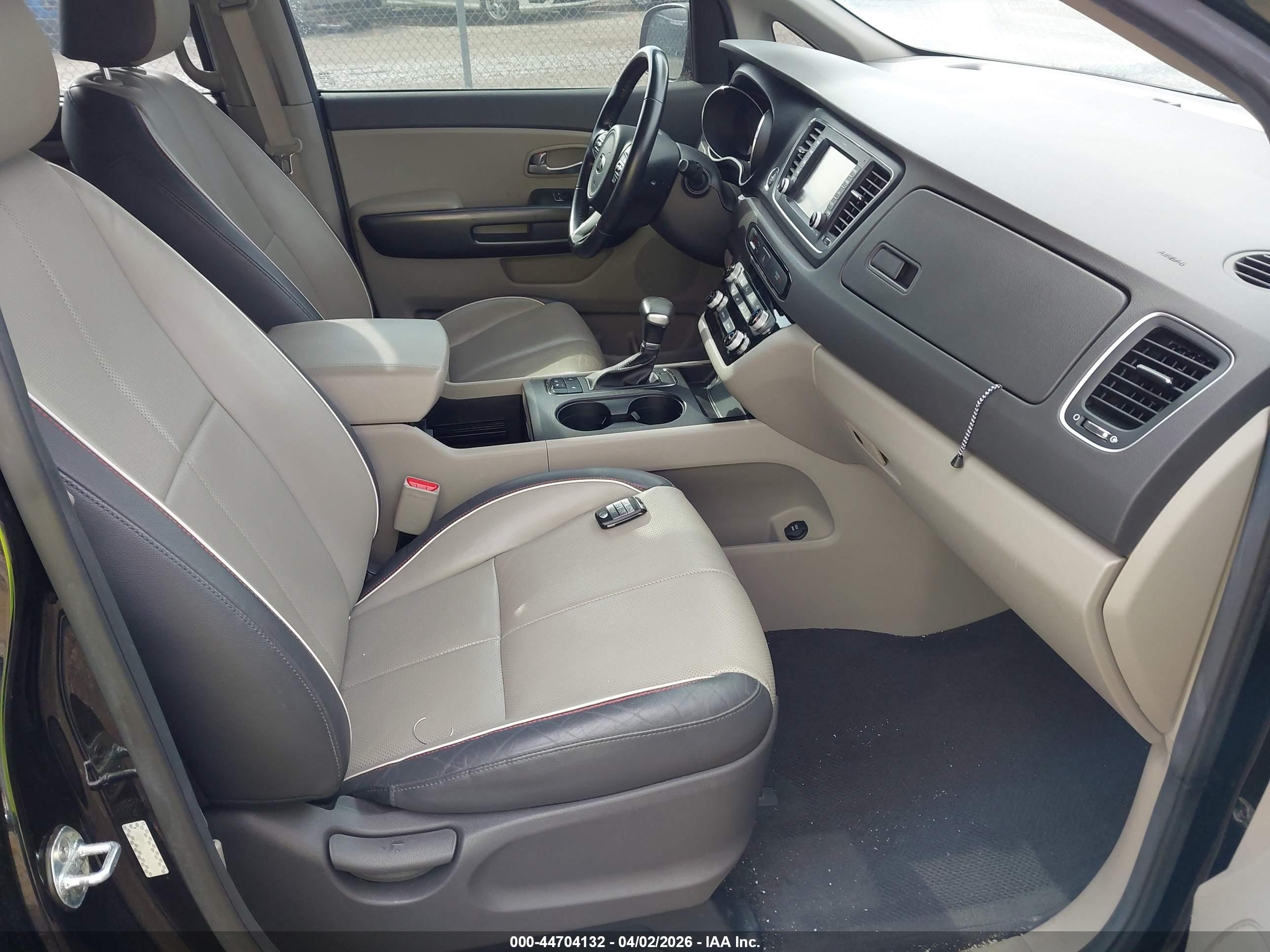 KIA SEDONA image 5