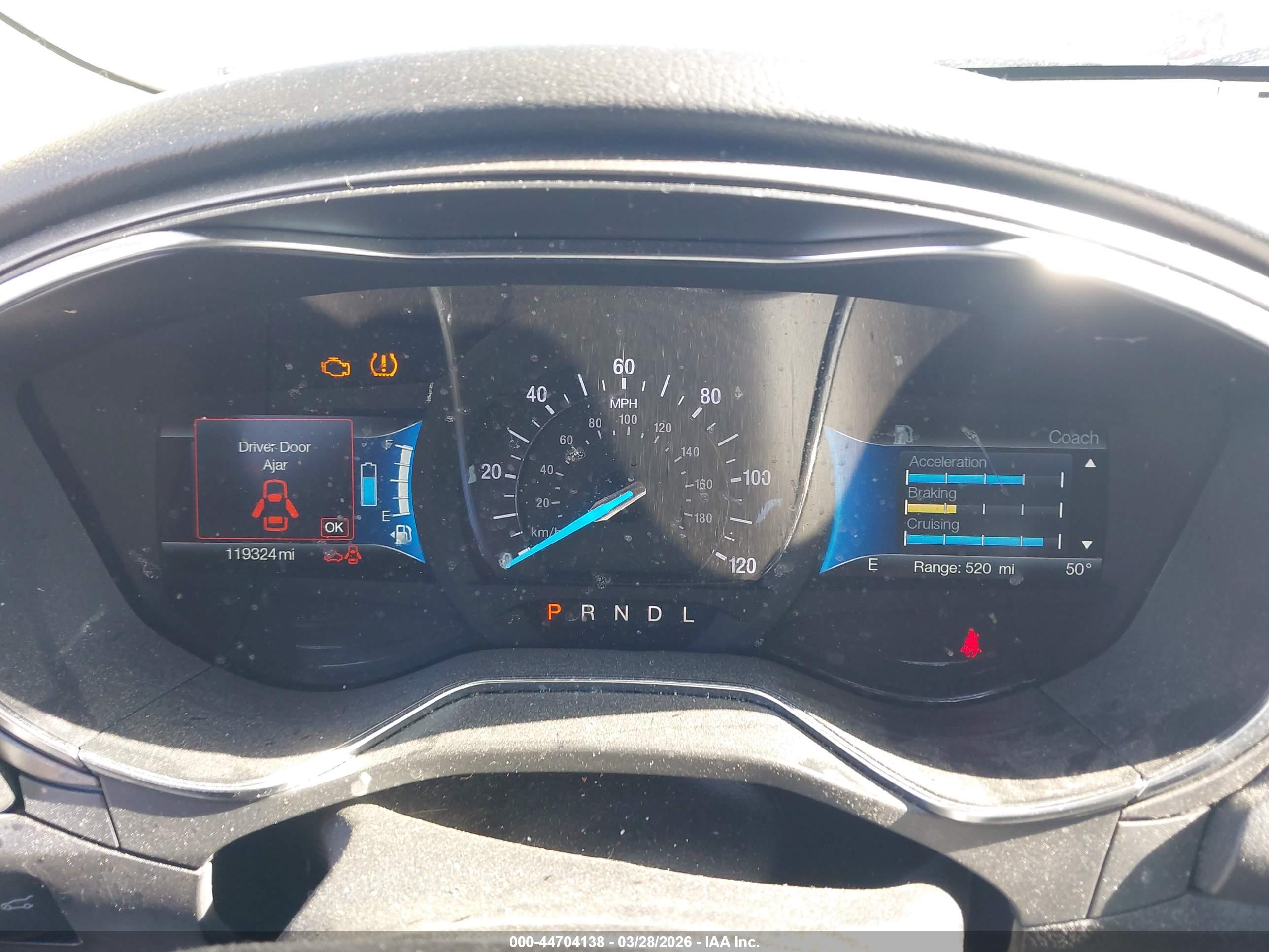 FORD FUSION image 7