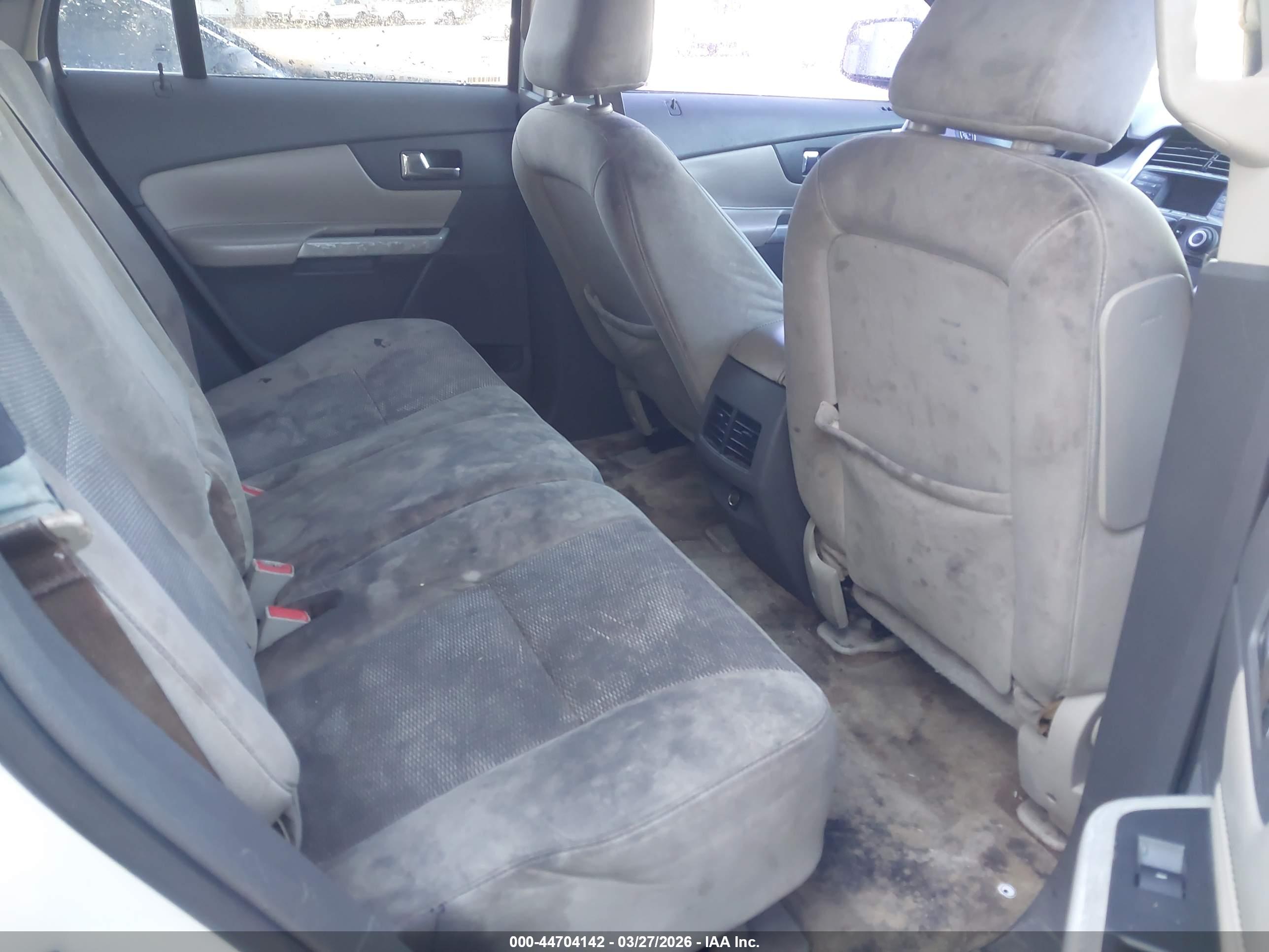 FORD EDGE image 8