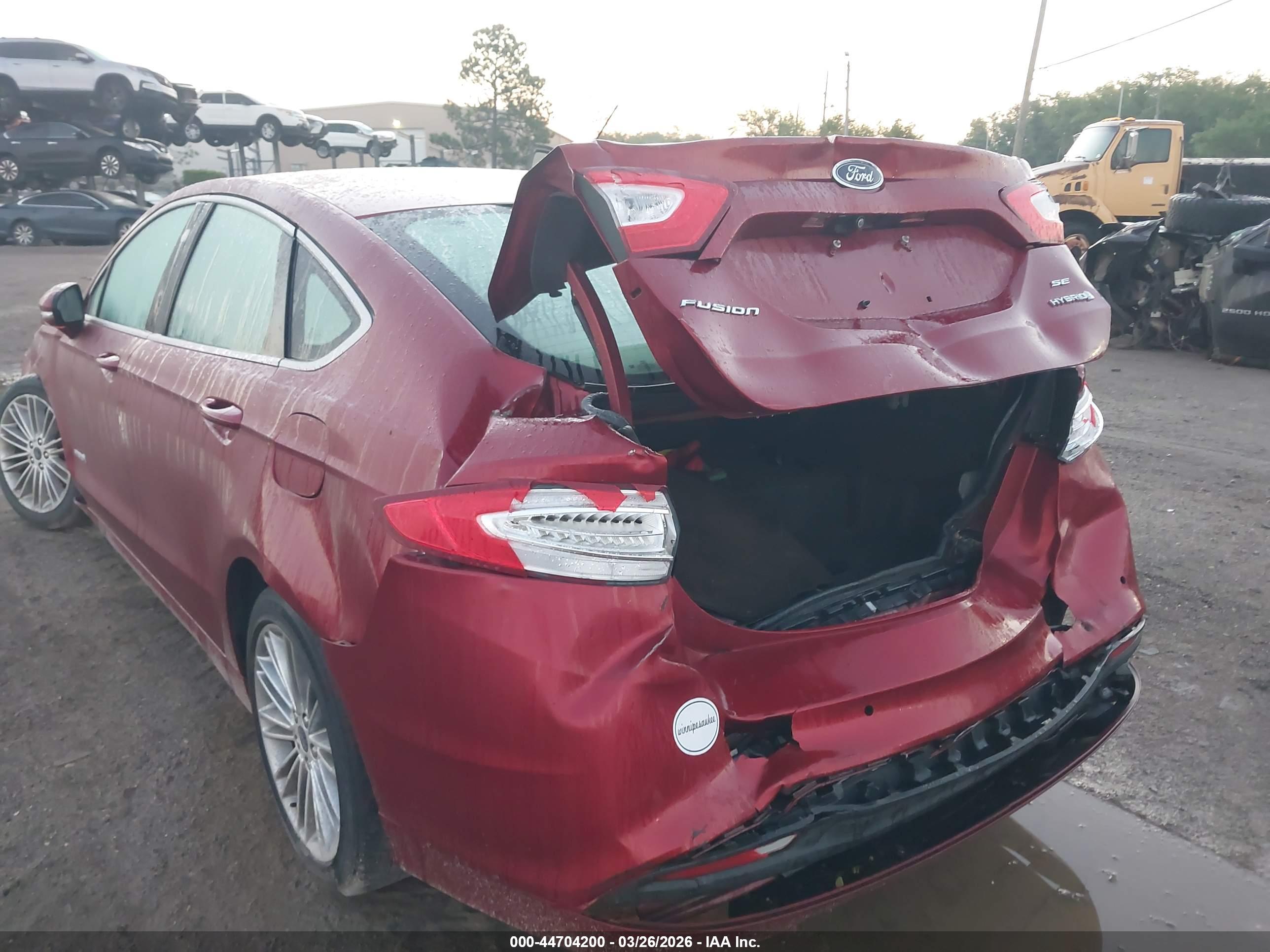 FORD FUSION image 6