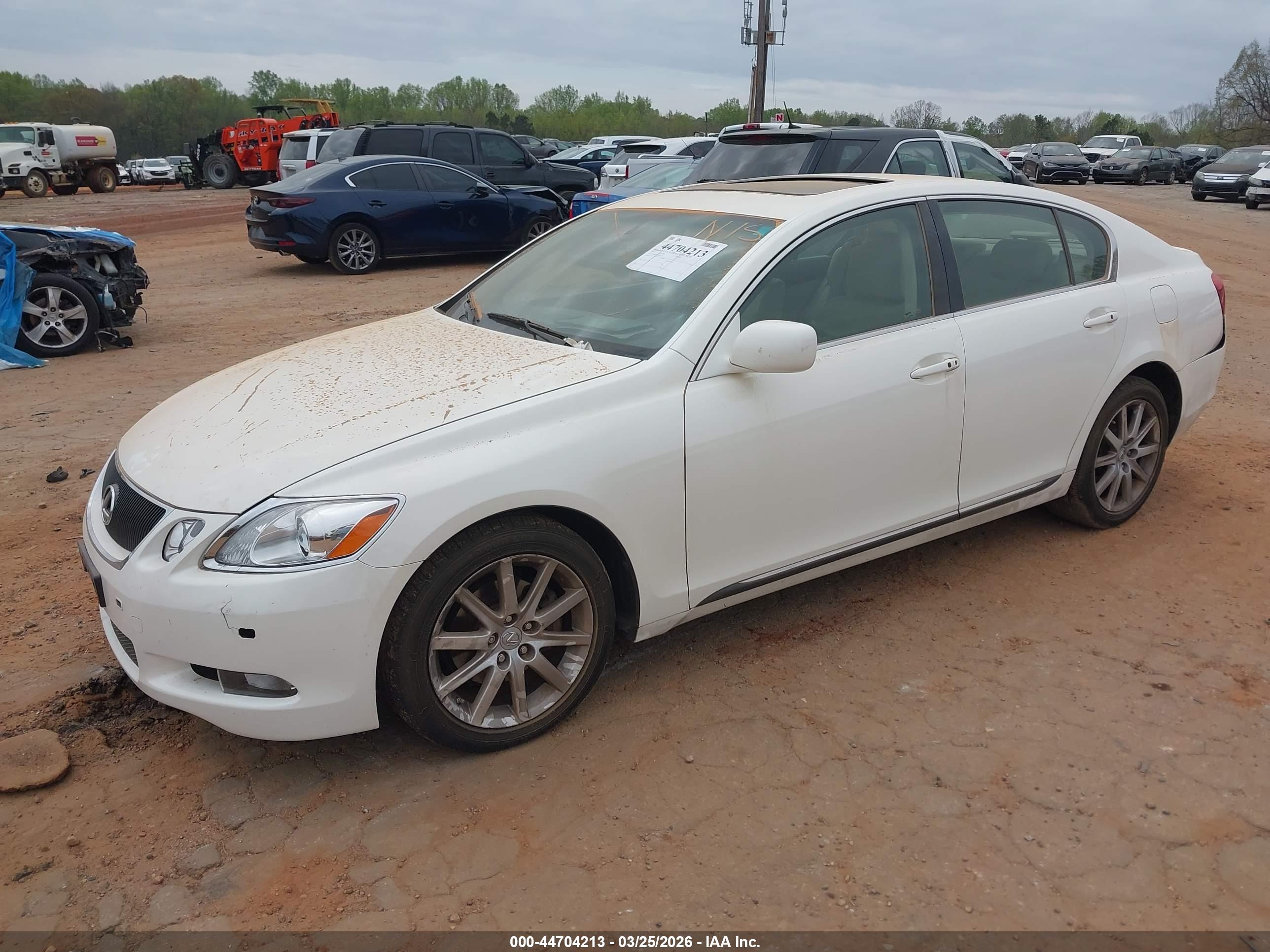 LEXUS GS image 2
