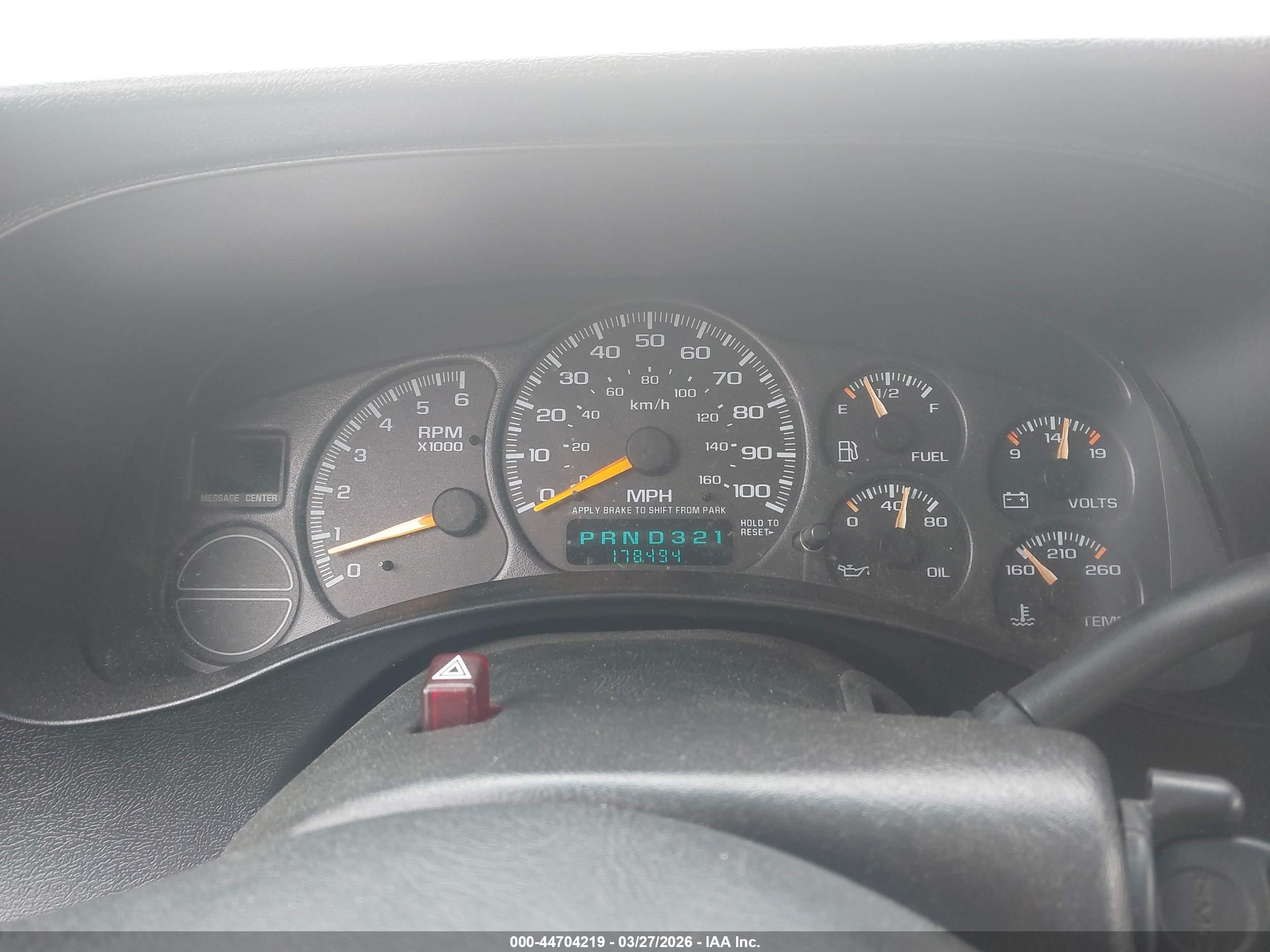 GMC YUKON image 7