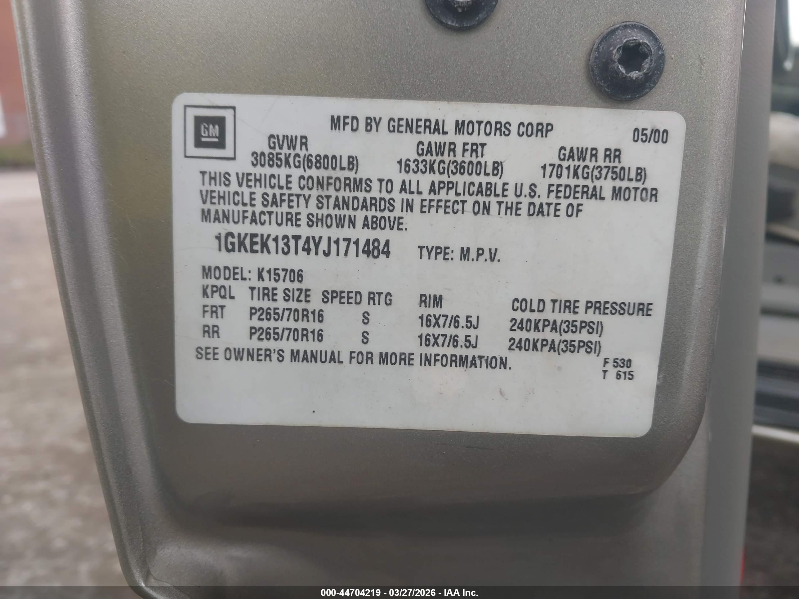 GMC YUKON image 9