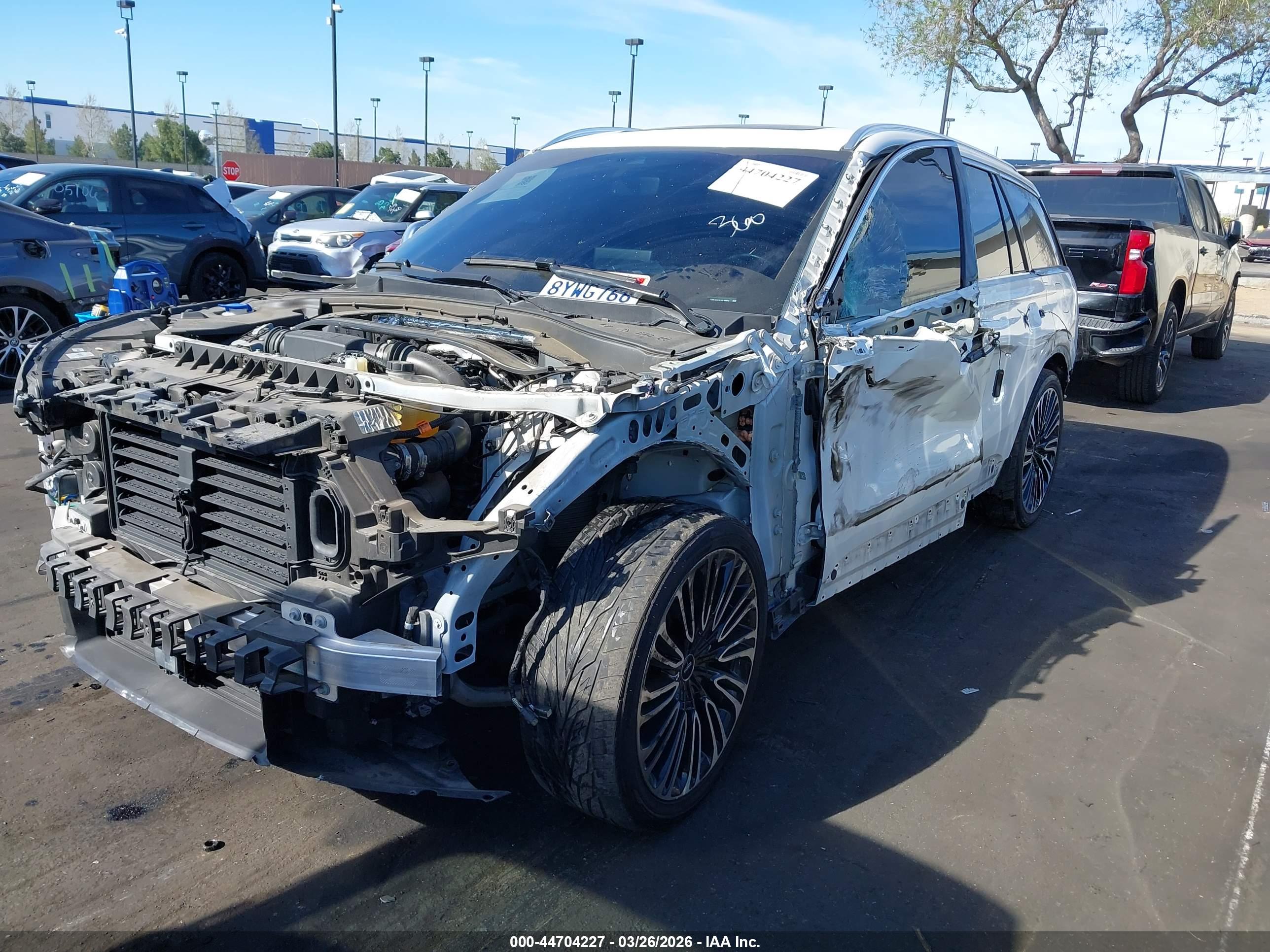LINCOLN AVIATOR image 2