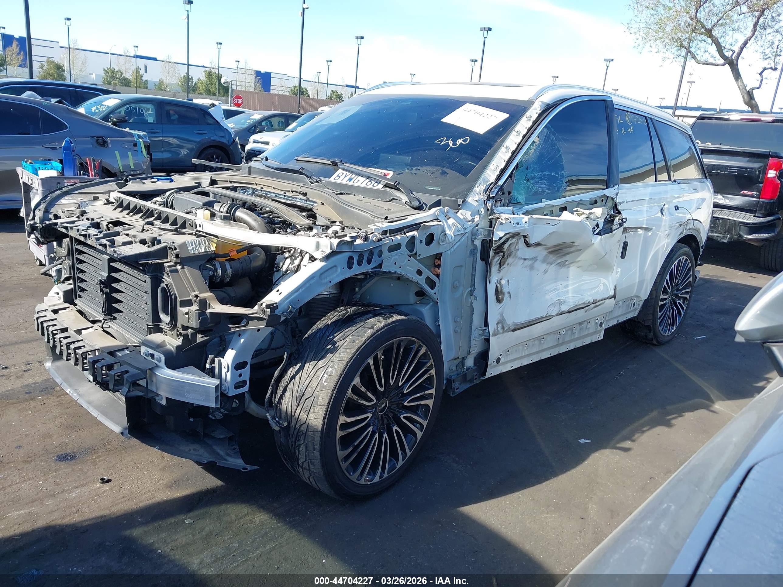 LINCOLN AVIATOR image 6