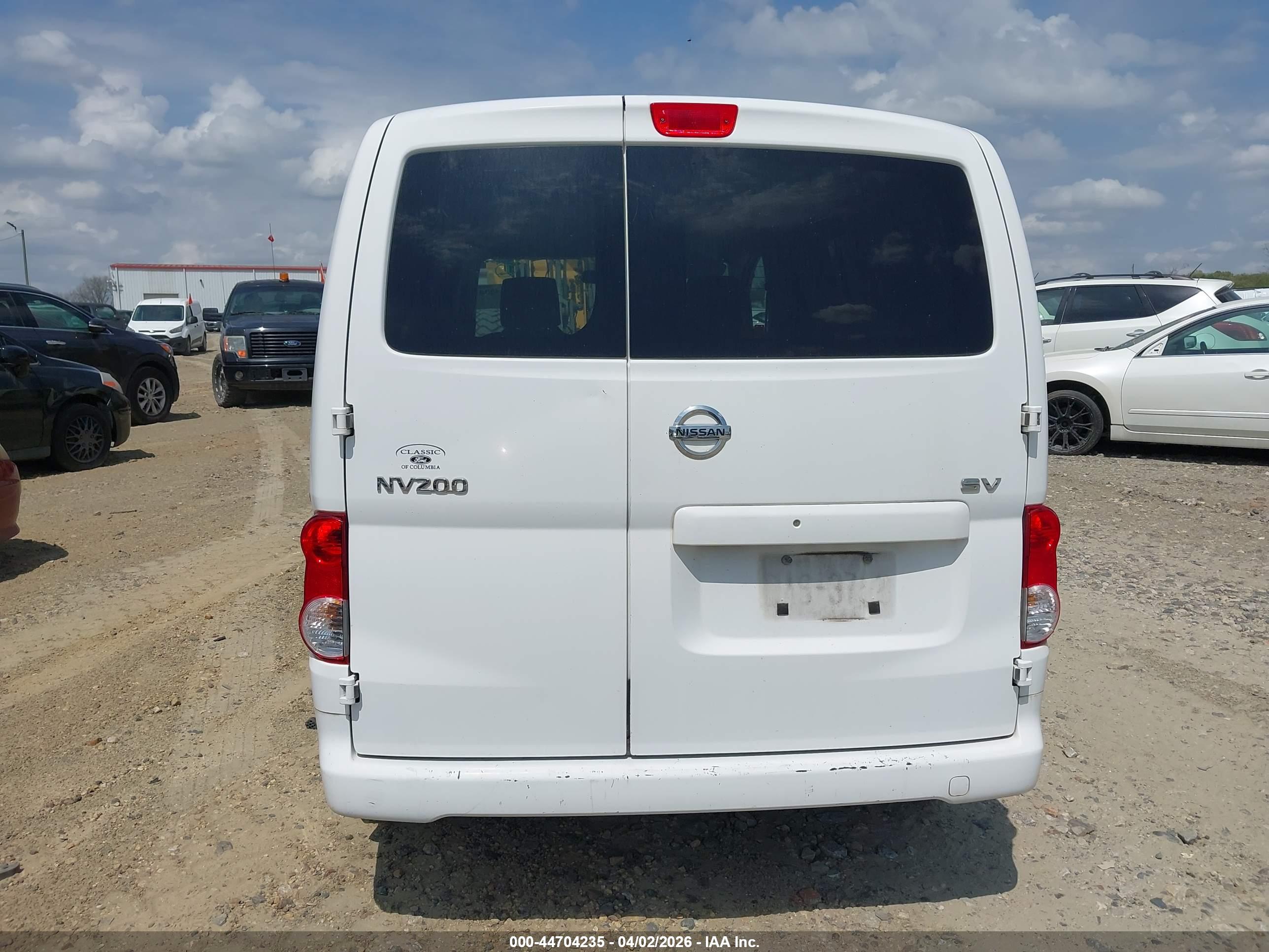NISSAN NV200 image 6
