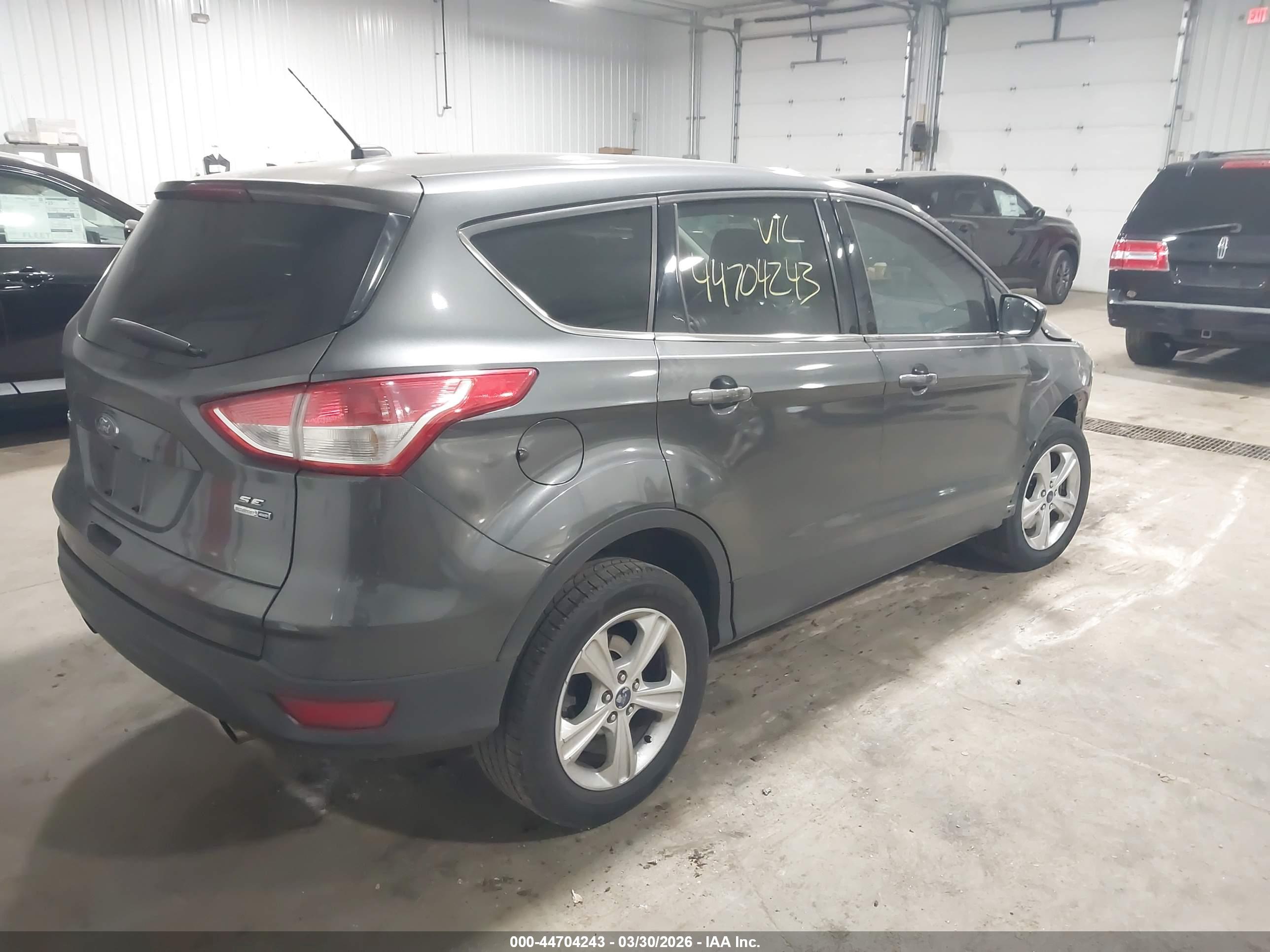FORD ESCAPE image 4