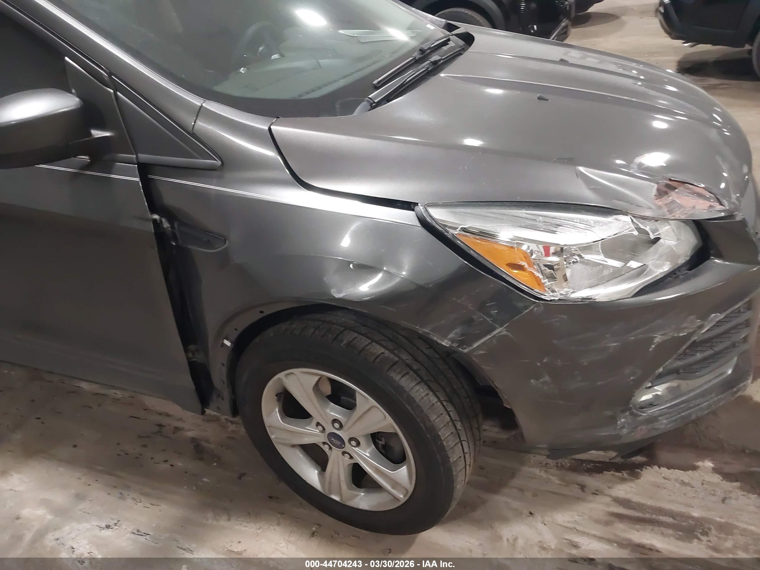 FORD ESCAPE image 6