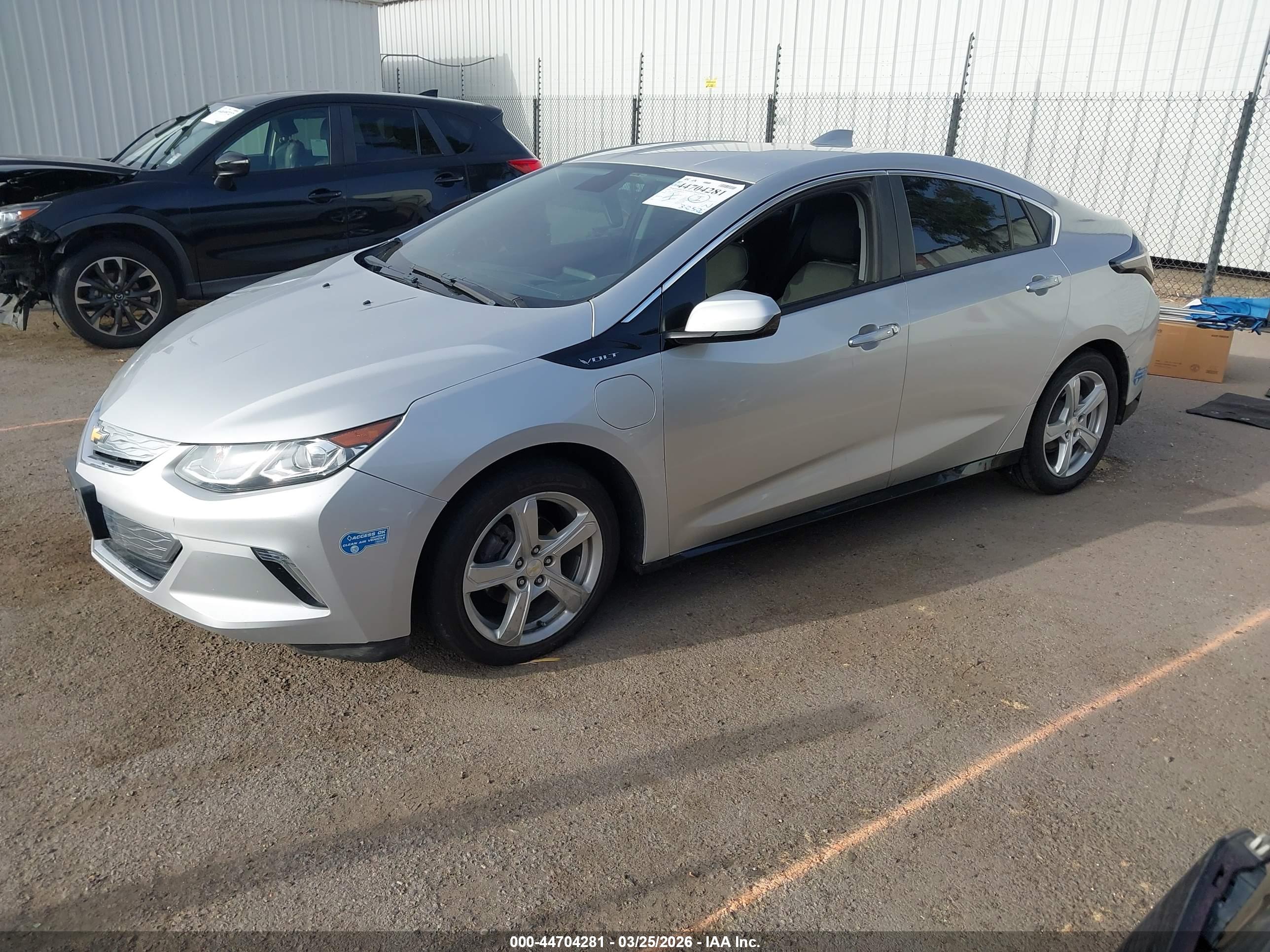 CHEVROLET VOLT image 2