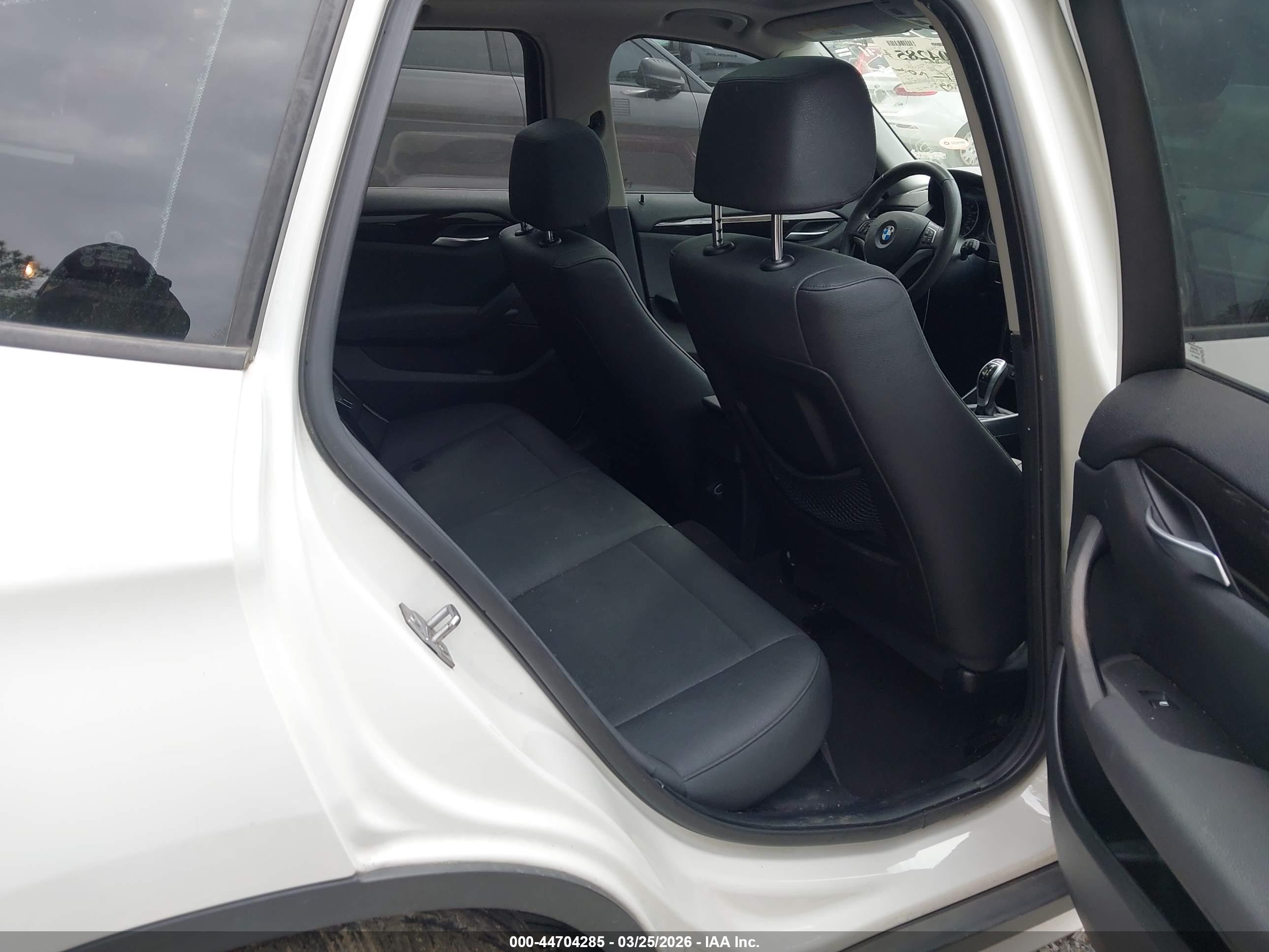 BMW X1 image 8