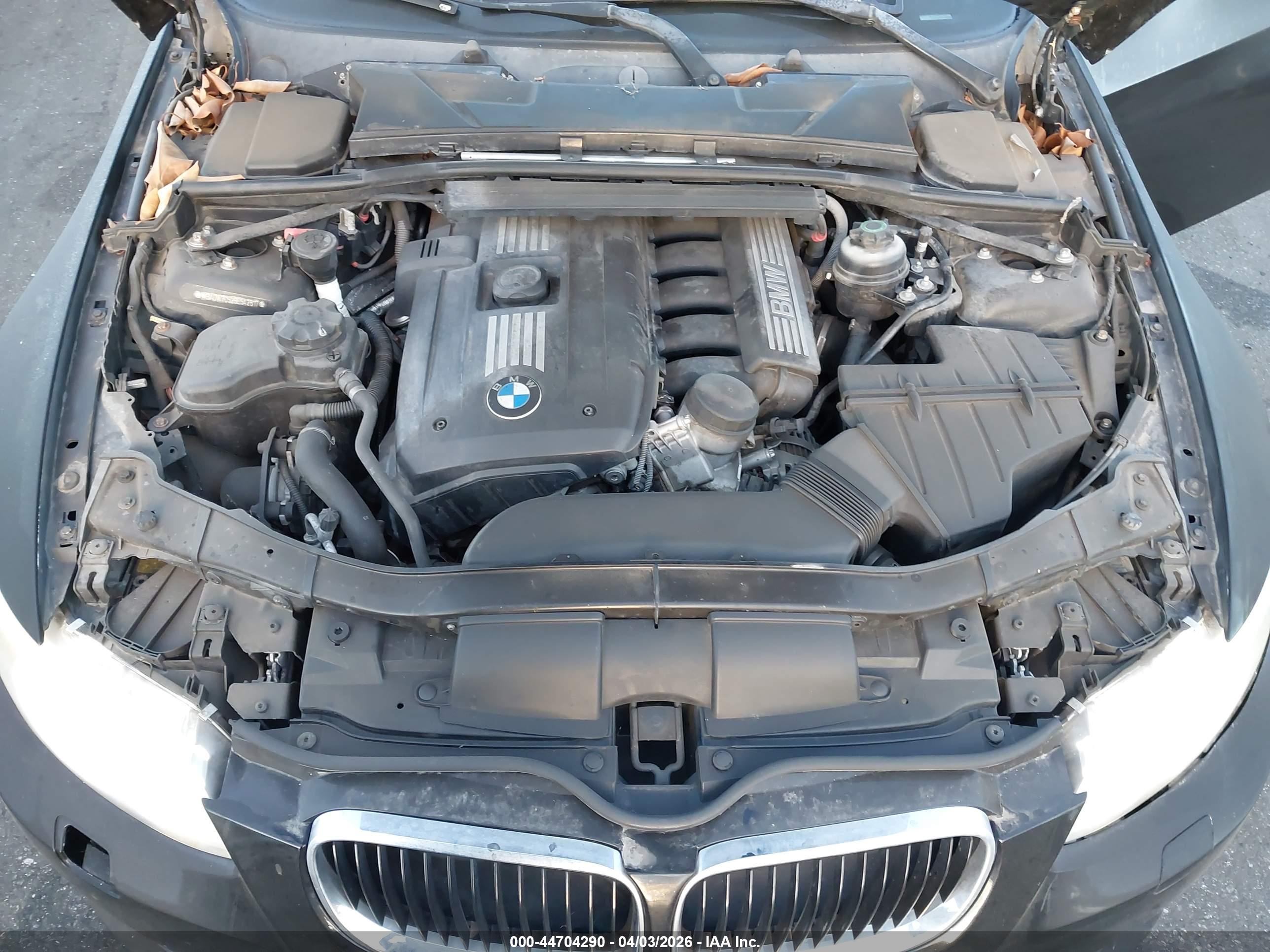BMW 328I image 10