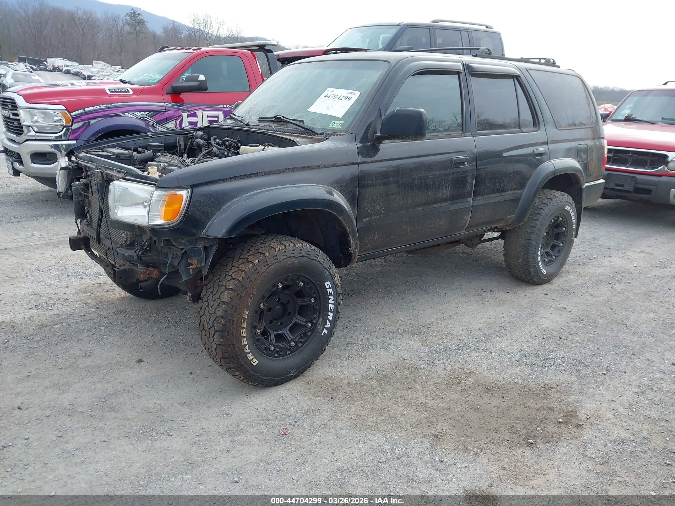 TOYOTA 4RUNNER image 2